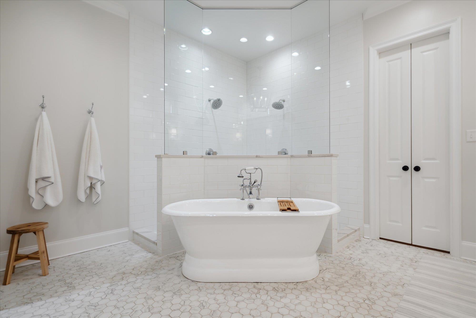 1775 BAYNARD LOOP LOOP W