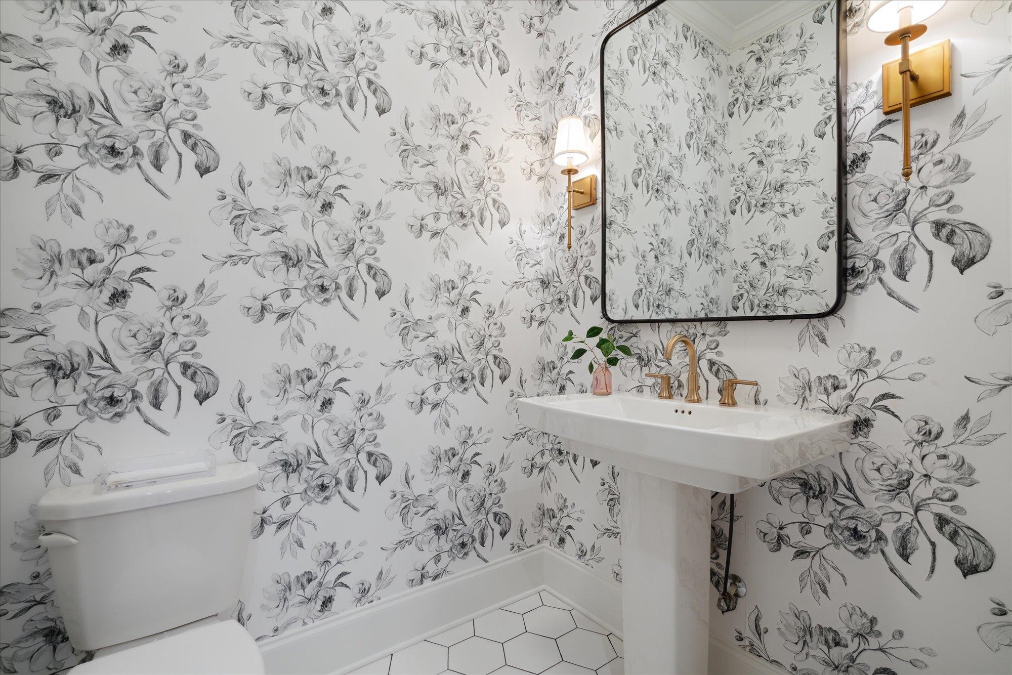 1775 BAYNARD LOOP LOOP W