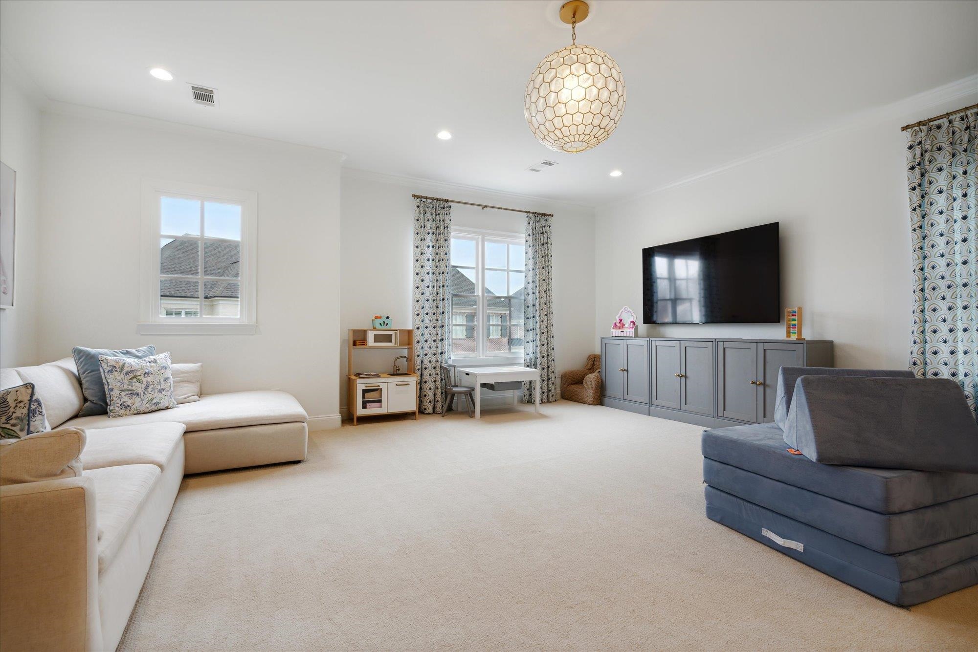 1775 BAYNARD LOOP LOOP W