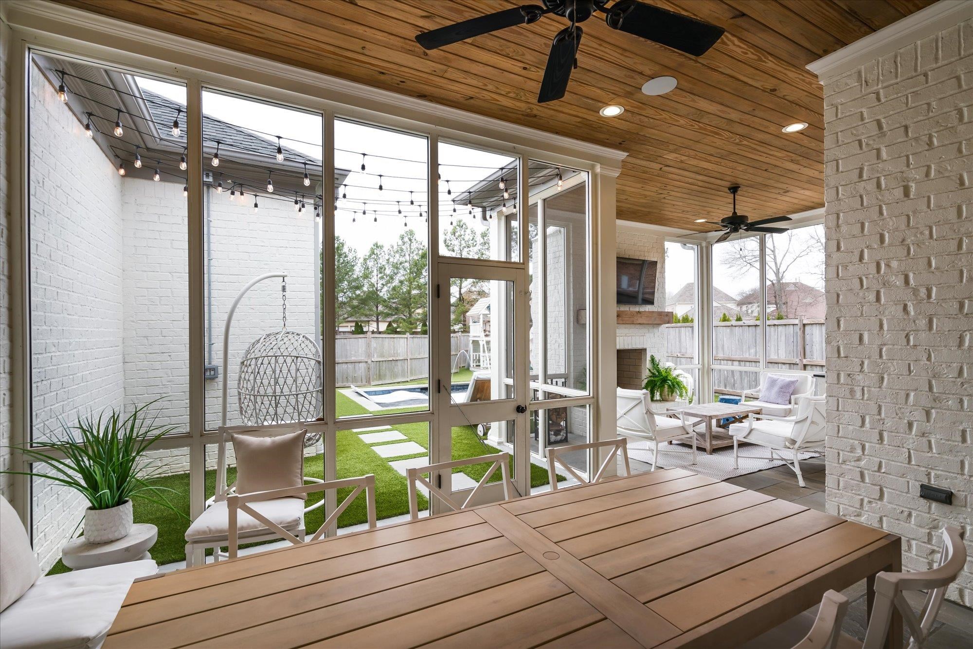 1775 BAYNARD LOOP LOOP W