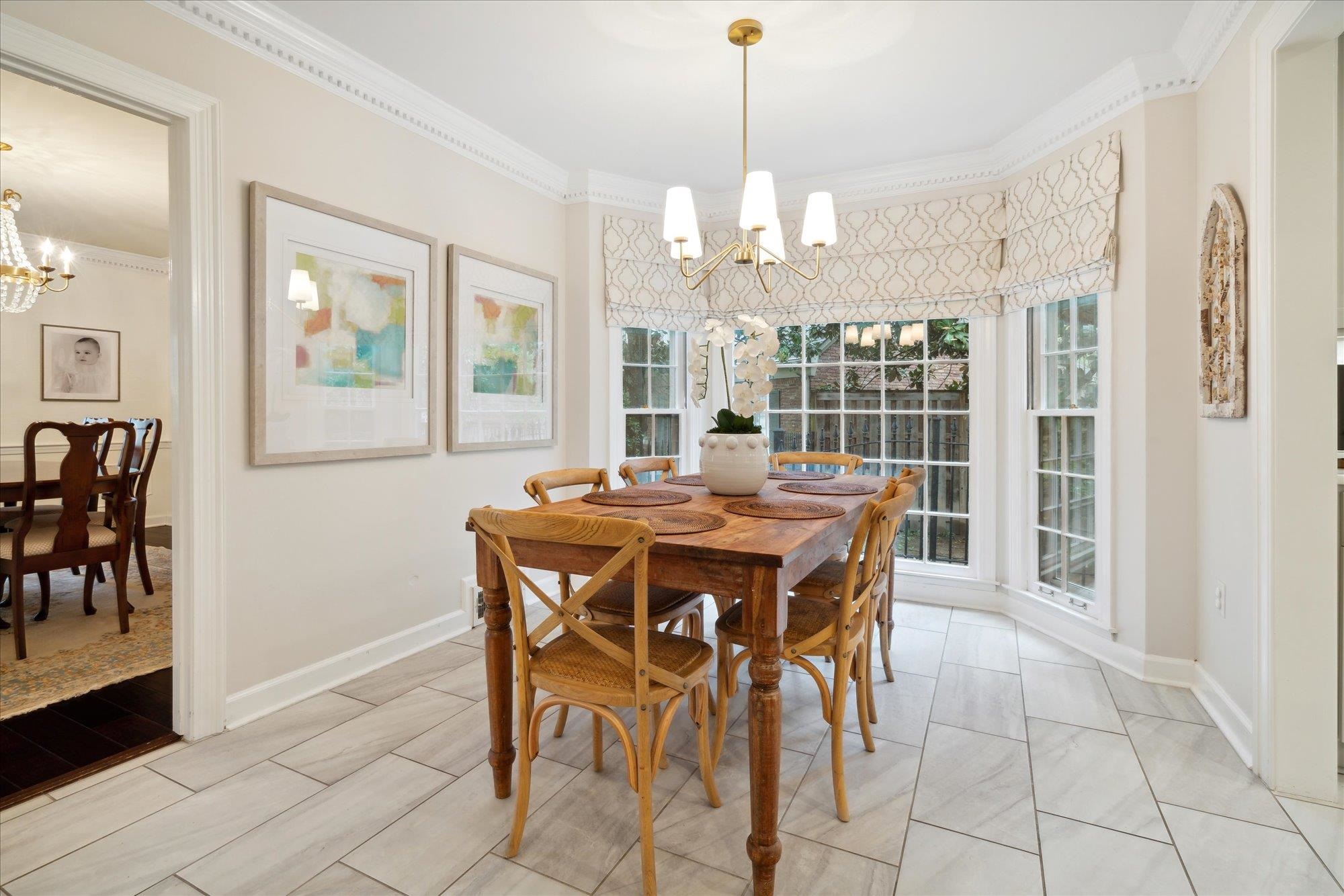 6387 BROOKS MANOR CV