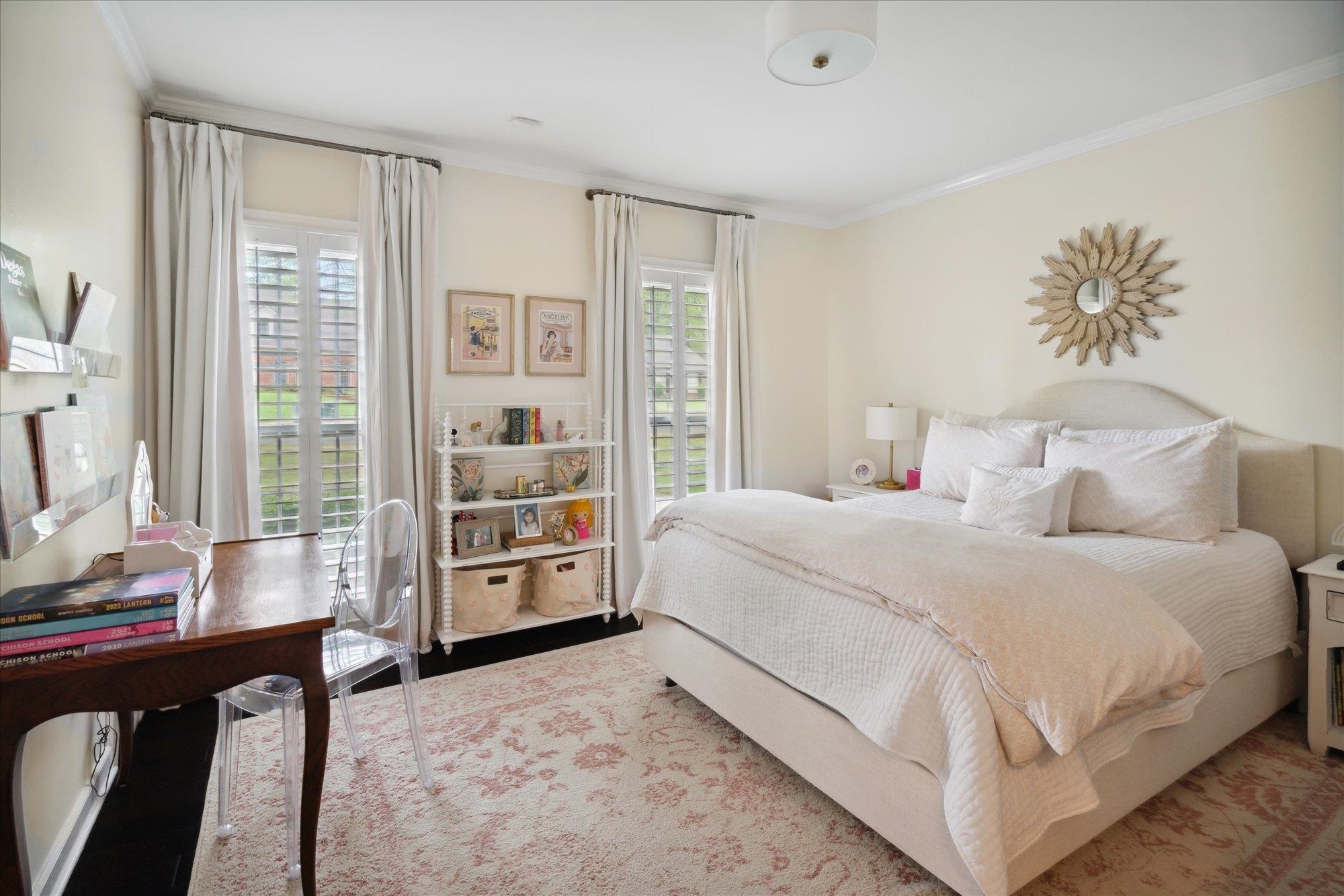 6387 BROOKS MANOR CV