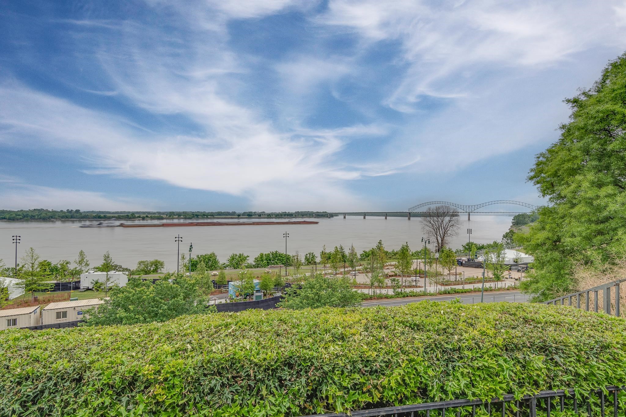 335 RIVERBLUFF PL Unit: 1