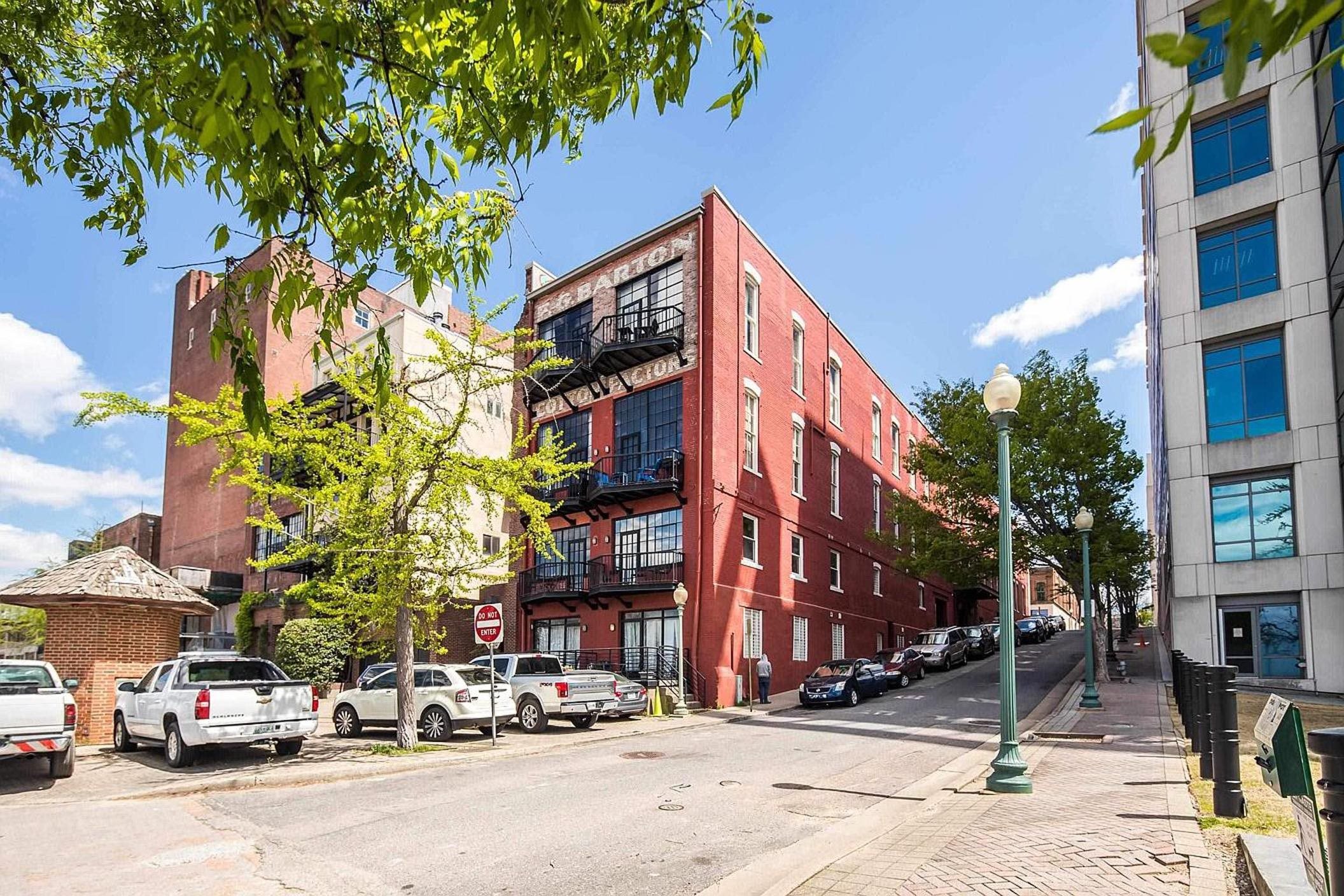 50 GAYOSO AVE Unit: 406