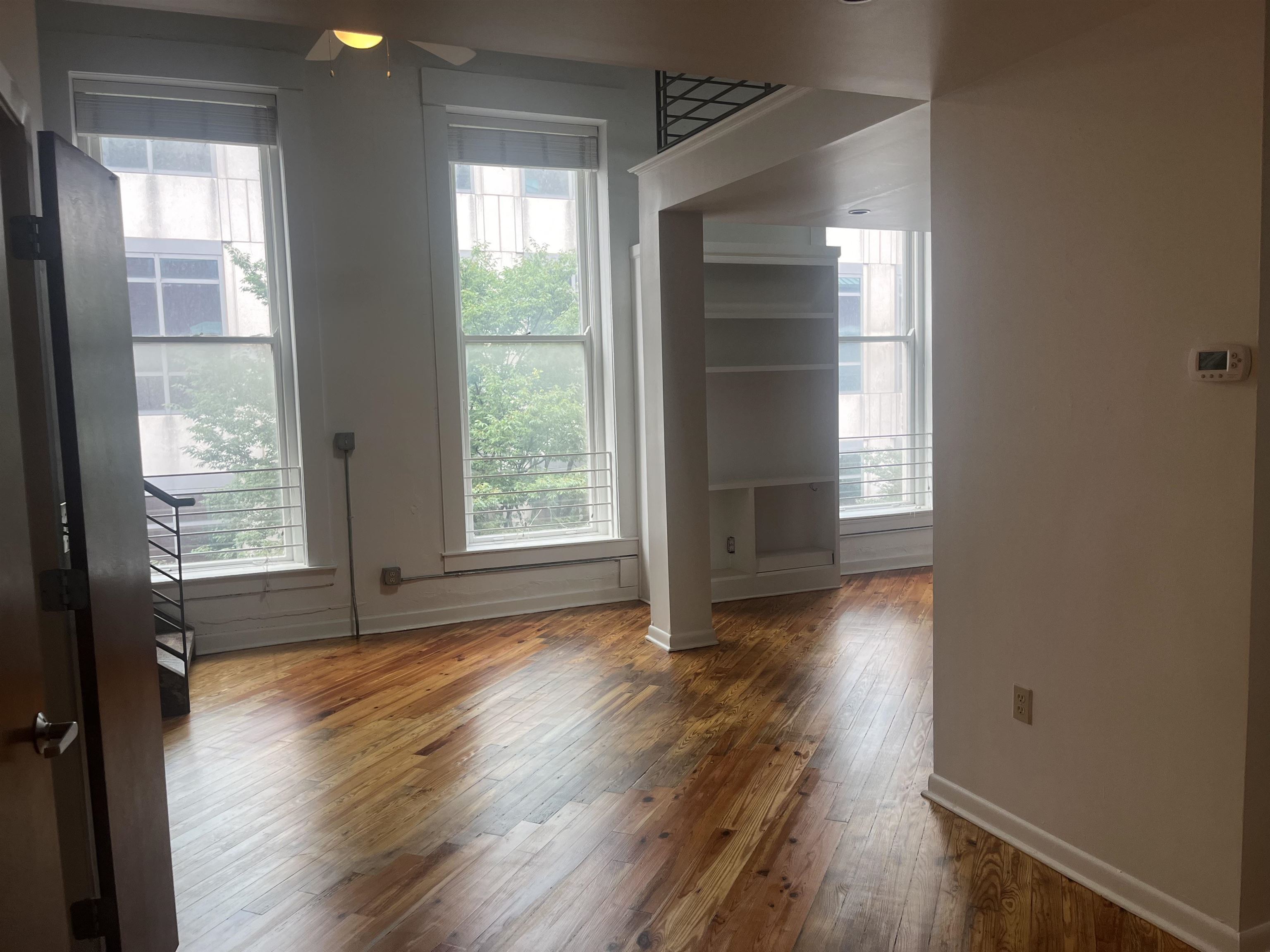 50 GAYOSO AVE Unit: 406