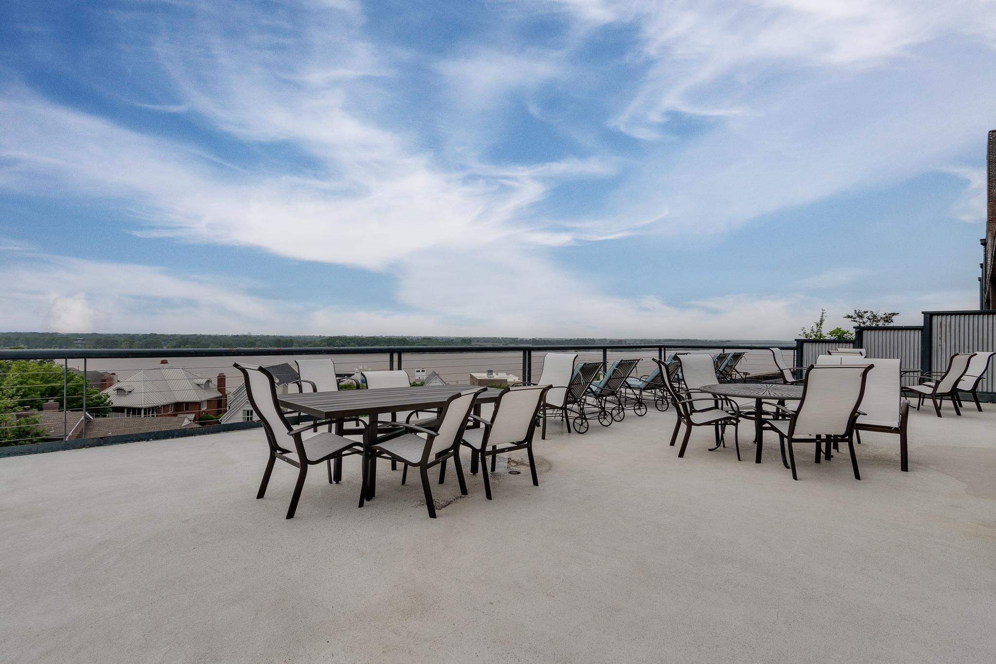 505 TENNESSEE ST Unit: 406