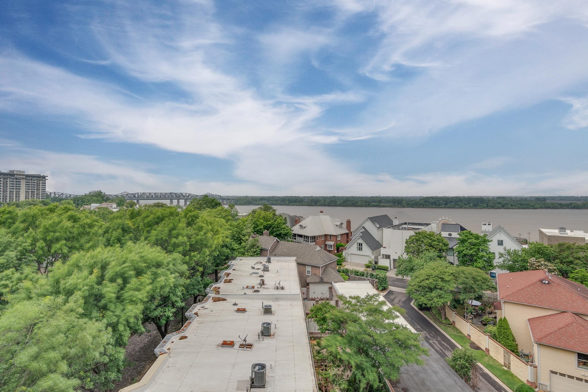 505 TENNESSEE ST Unit: 406