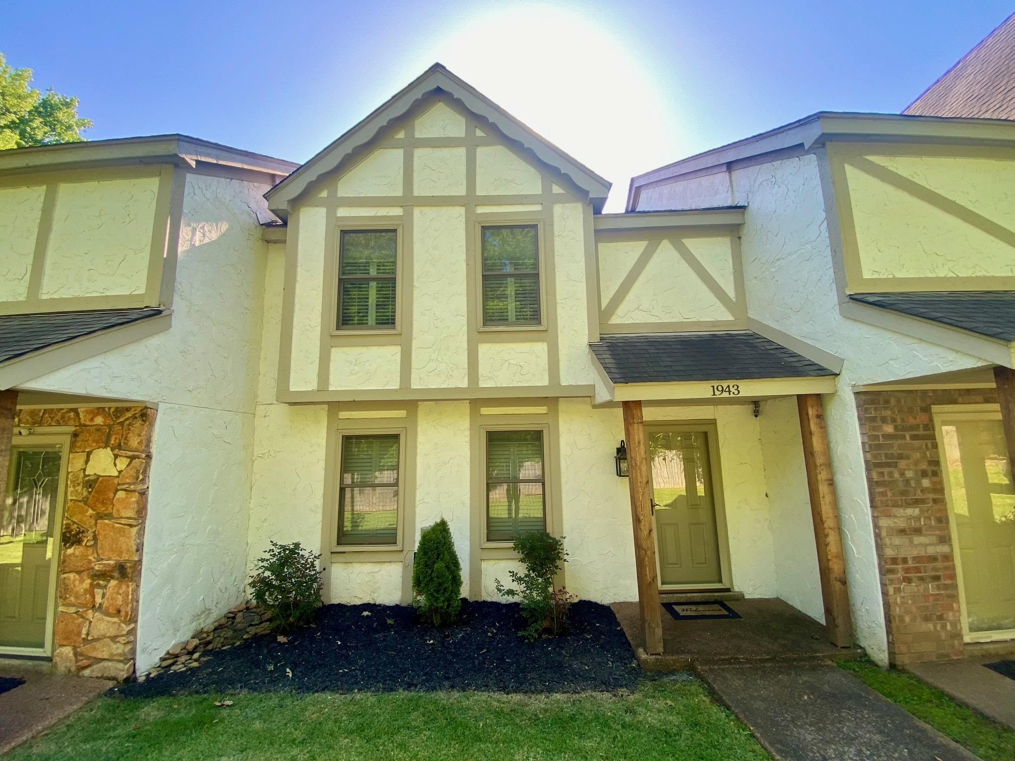 1943 RHINELAND DR Unit: 37