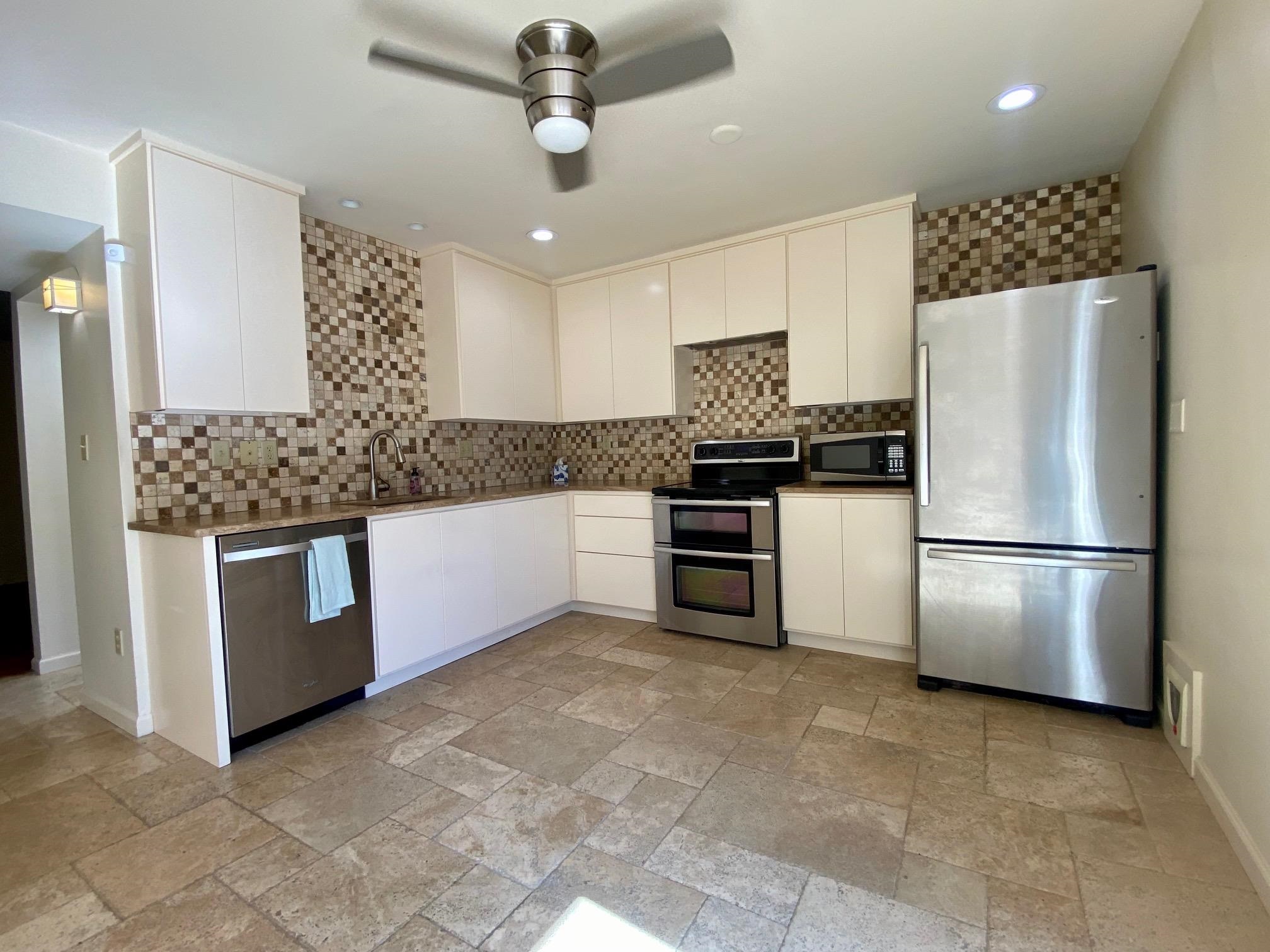 1943 RHINELAND DR Unit: 37