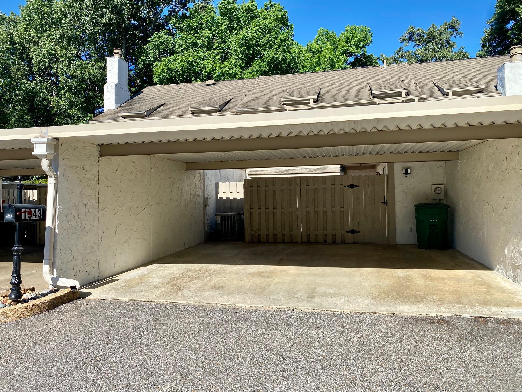 1943 RHINELAND DR Unit: 37