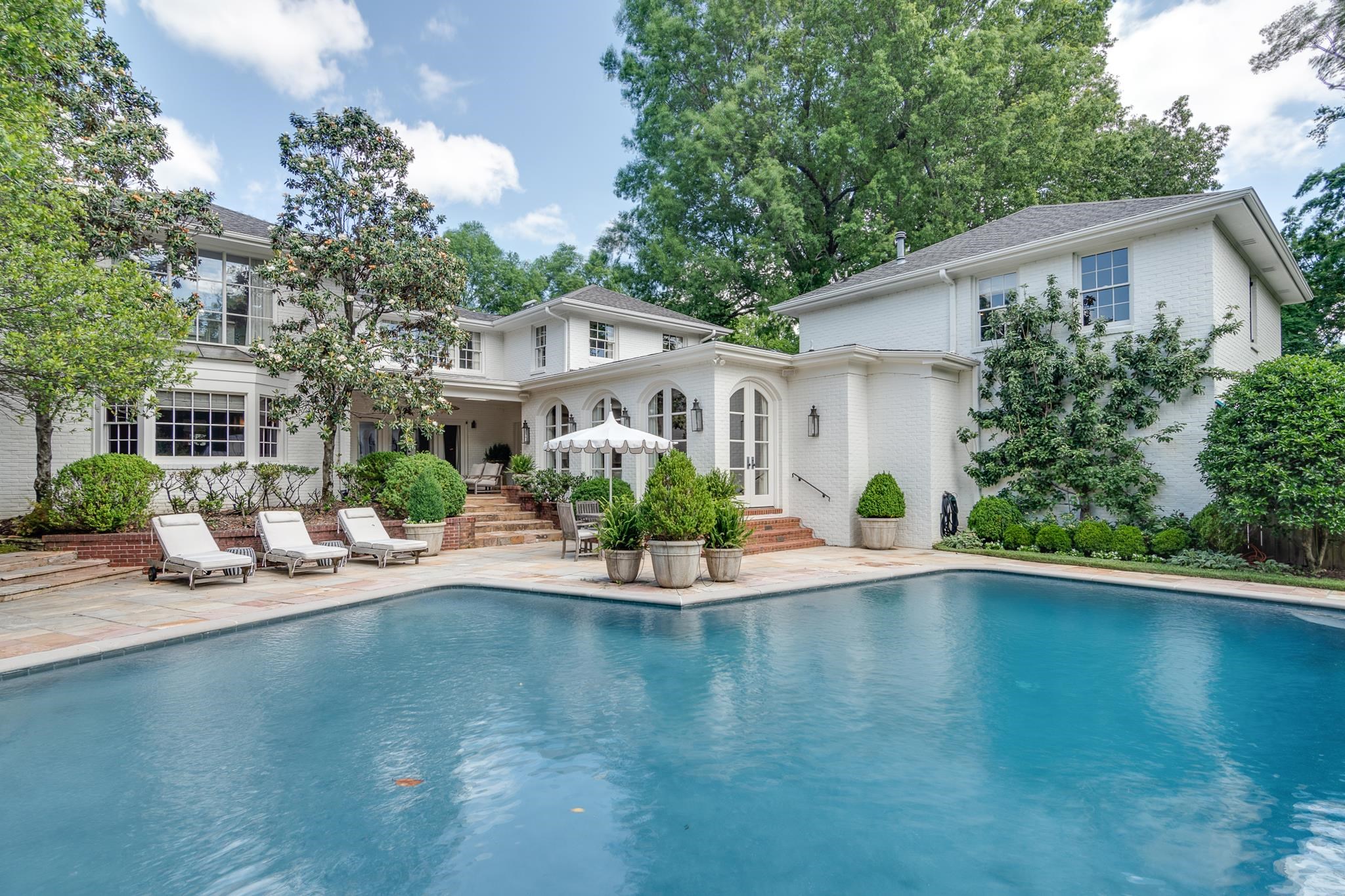 76 LOMBARDY RD
