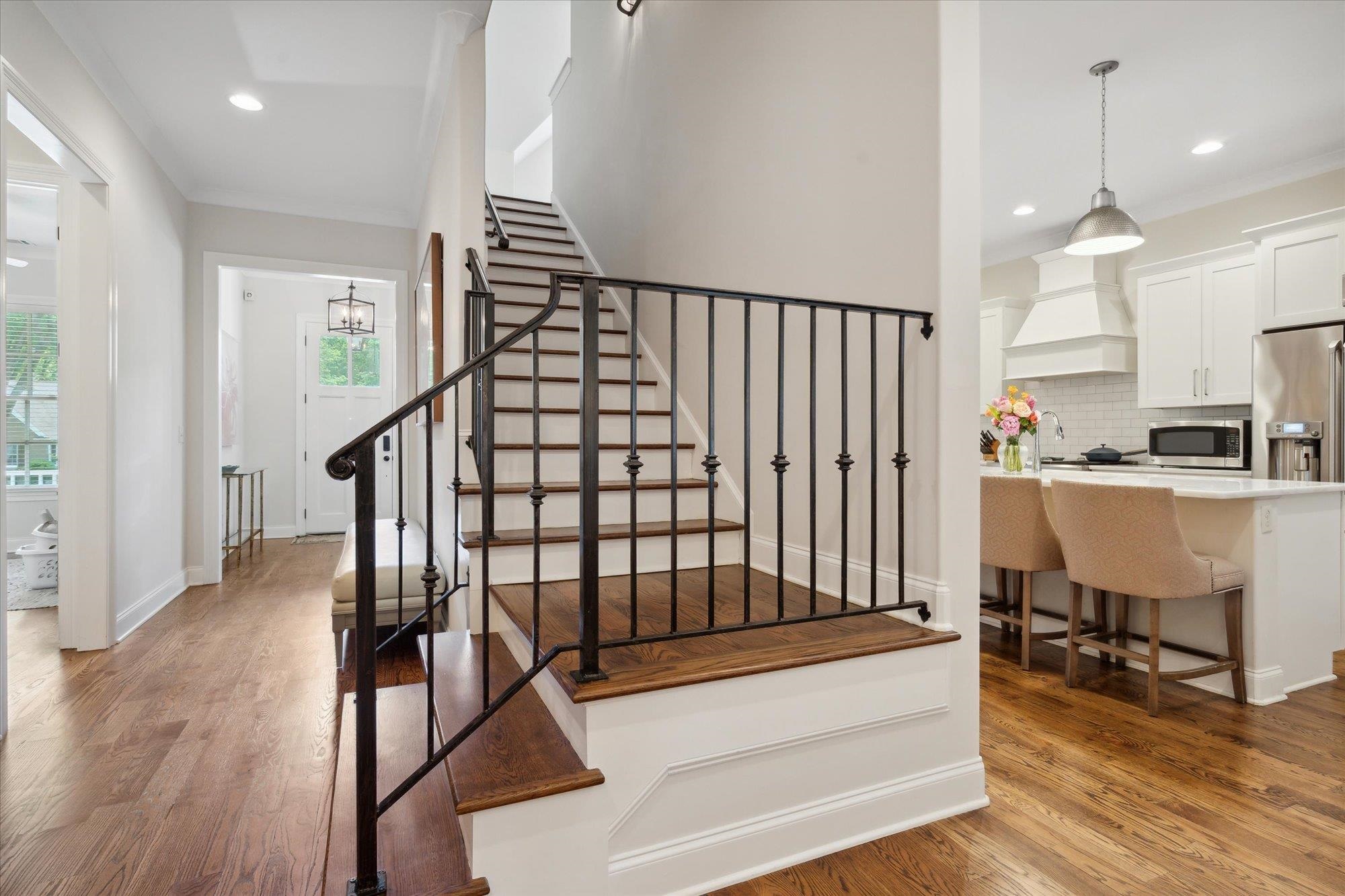 3588 HIGHLAND PARK PL