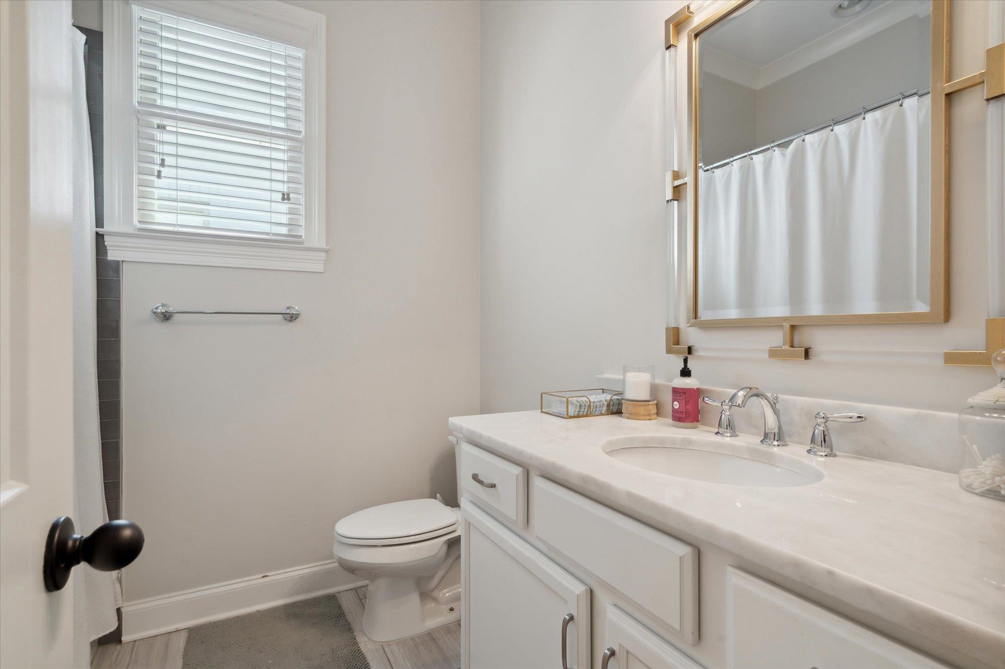 3588 HIGHLAND PARK PL