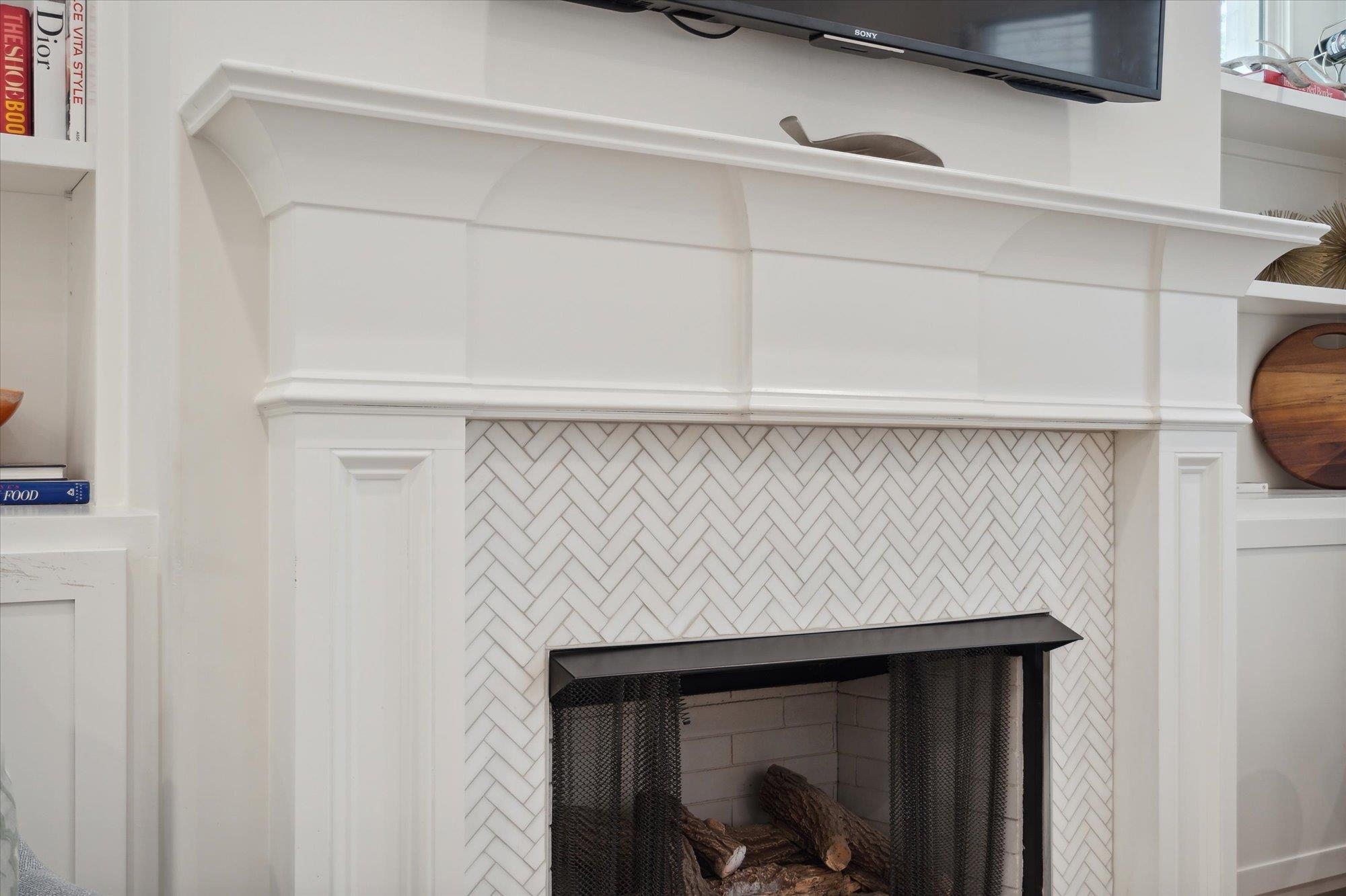 3588 HIGHLAND PARK PL