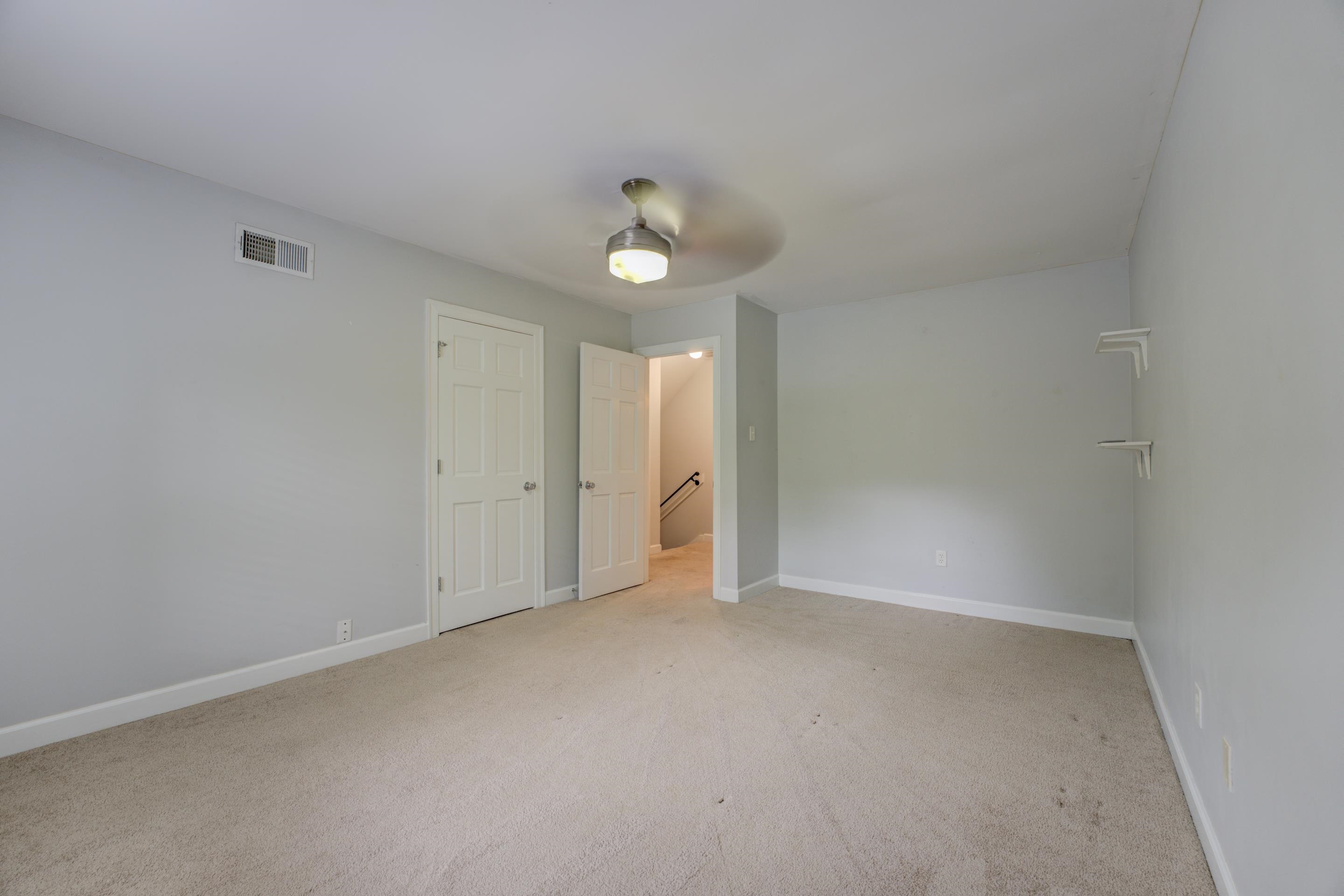 1683 REGENTS PARK DR Unit: A