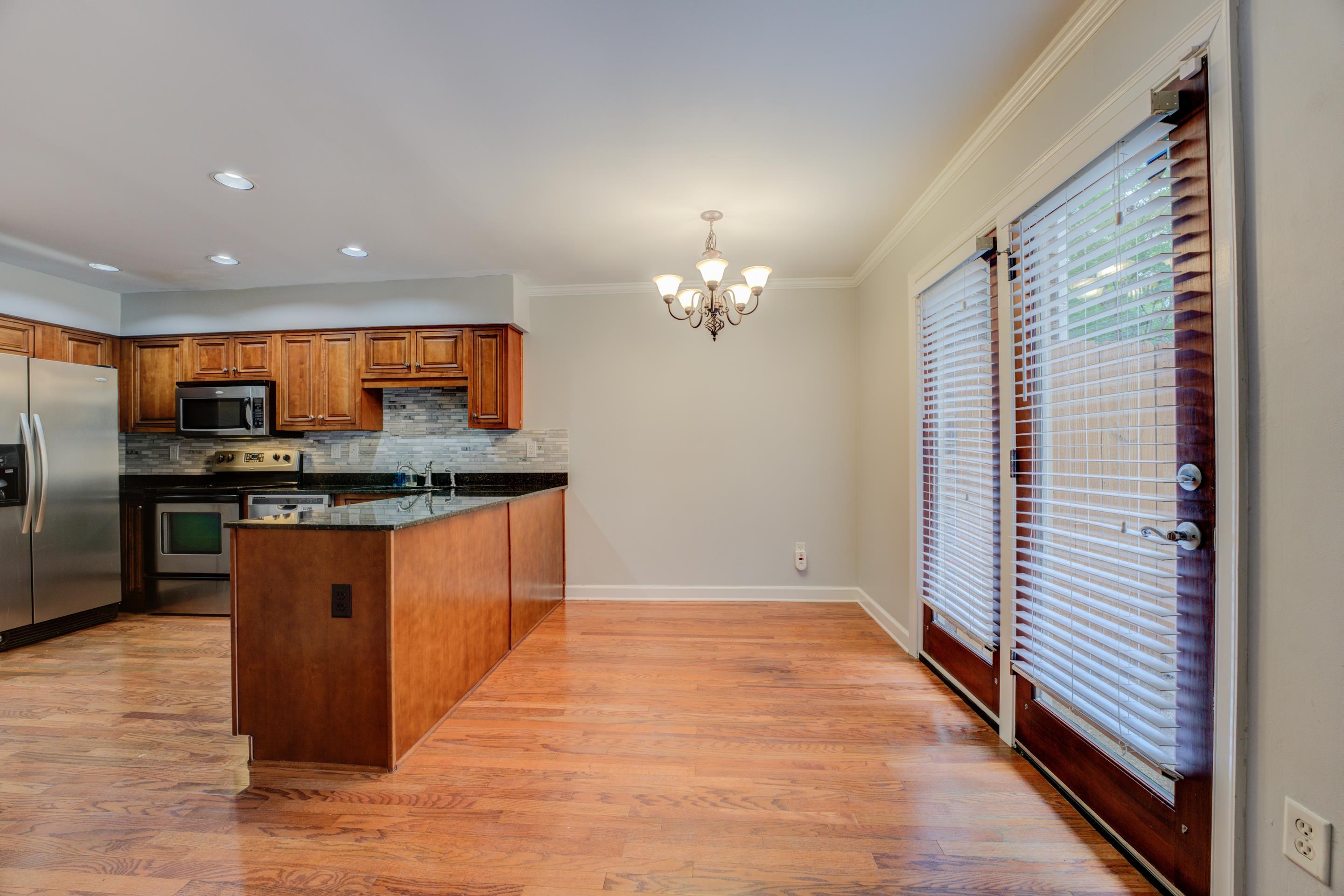 1683 REGENTS PARK DR Unit: A