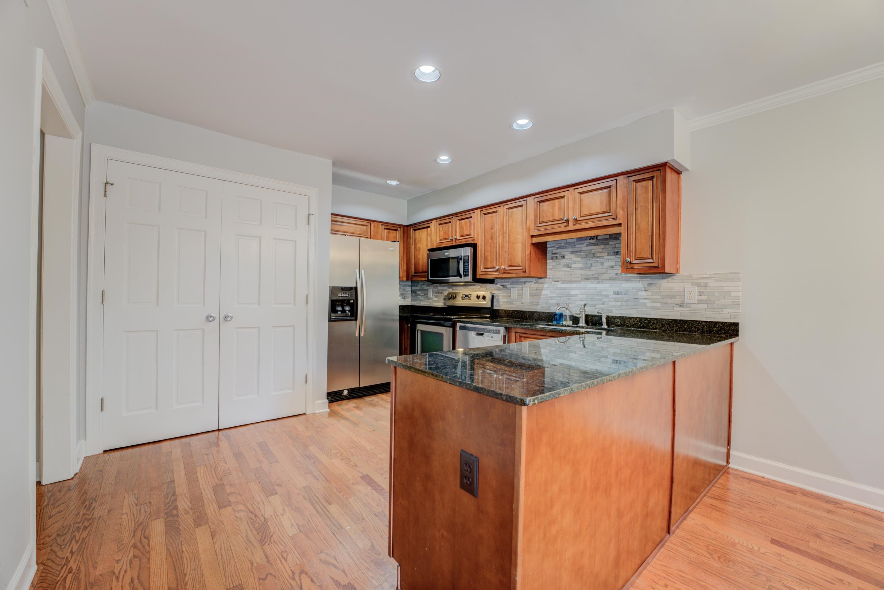 1683 REGENTS PARK DR Unit: A