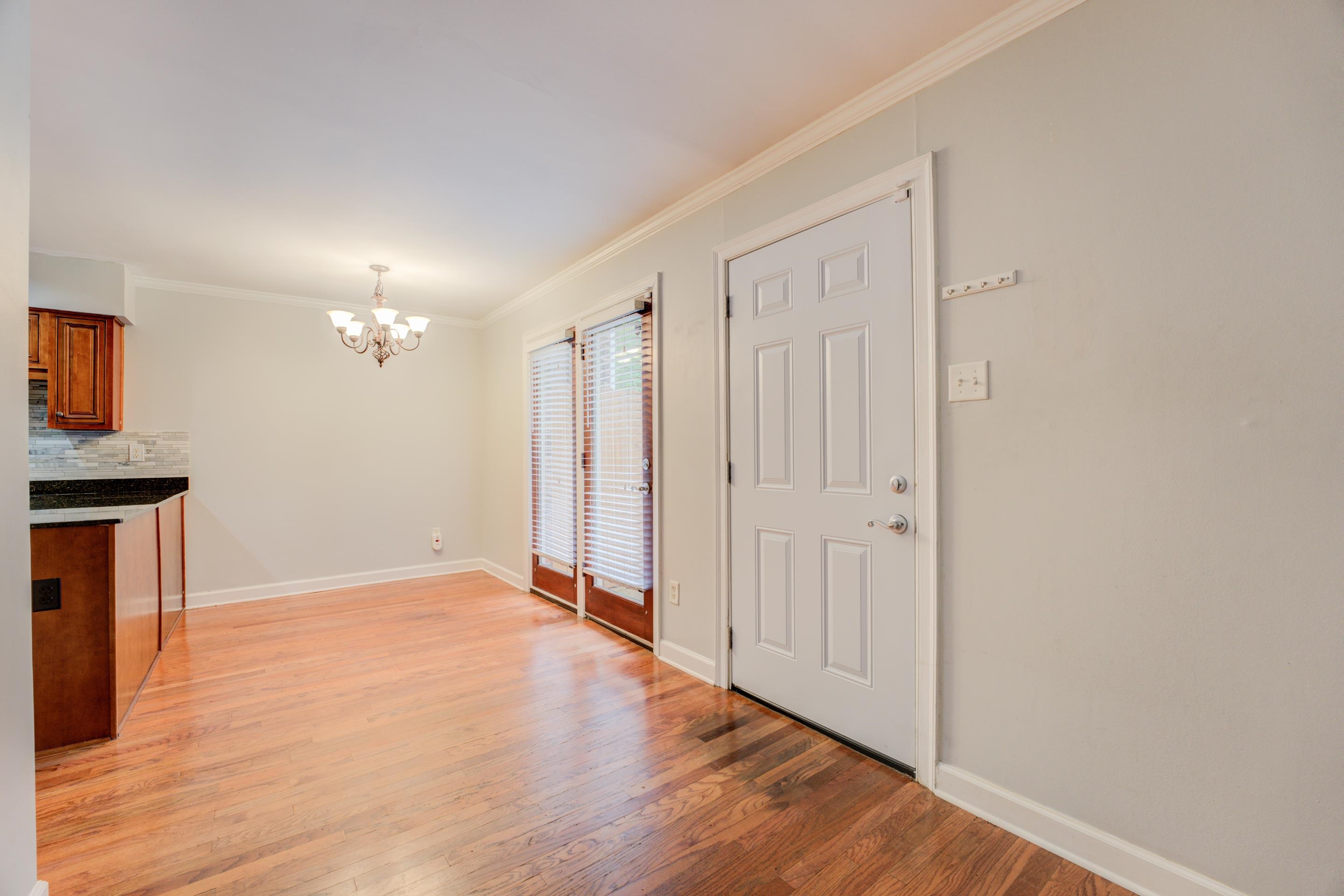 1683 REGENTS PARK DR Unit: A