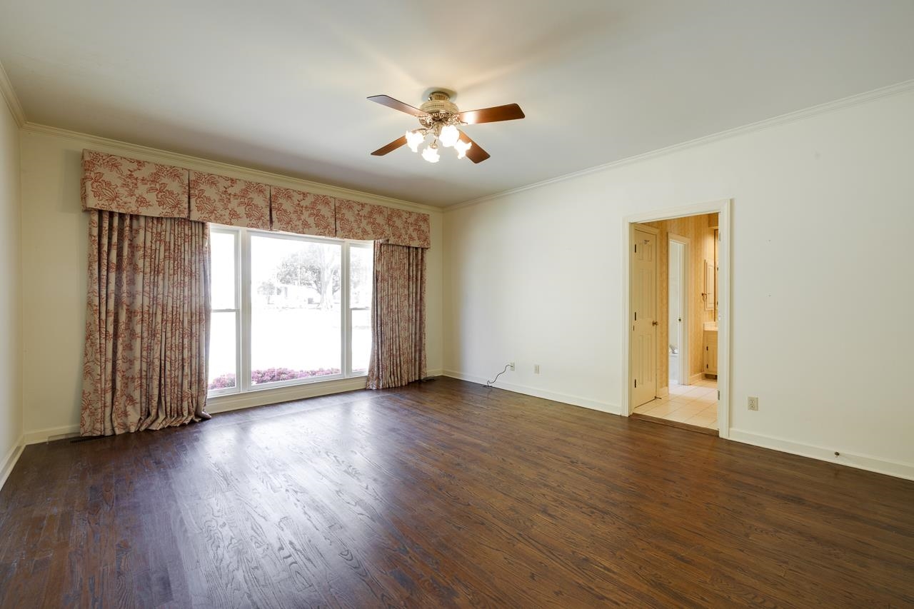 9 WALNUT GROVE CT