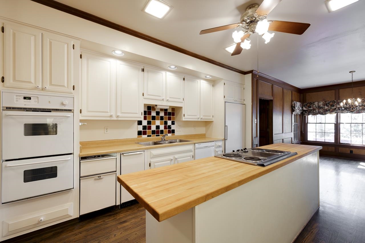 9 WALNUT GROVE CT
