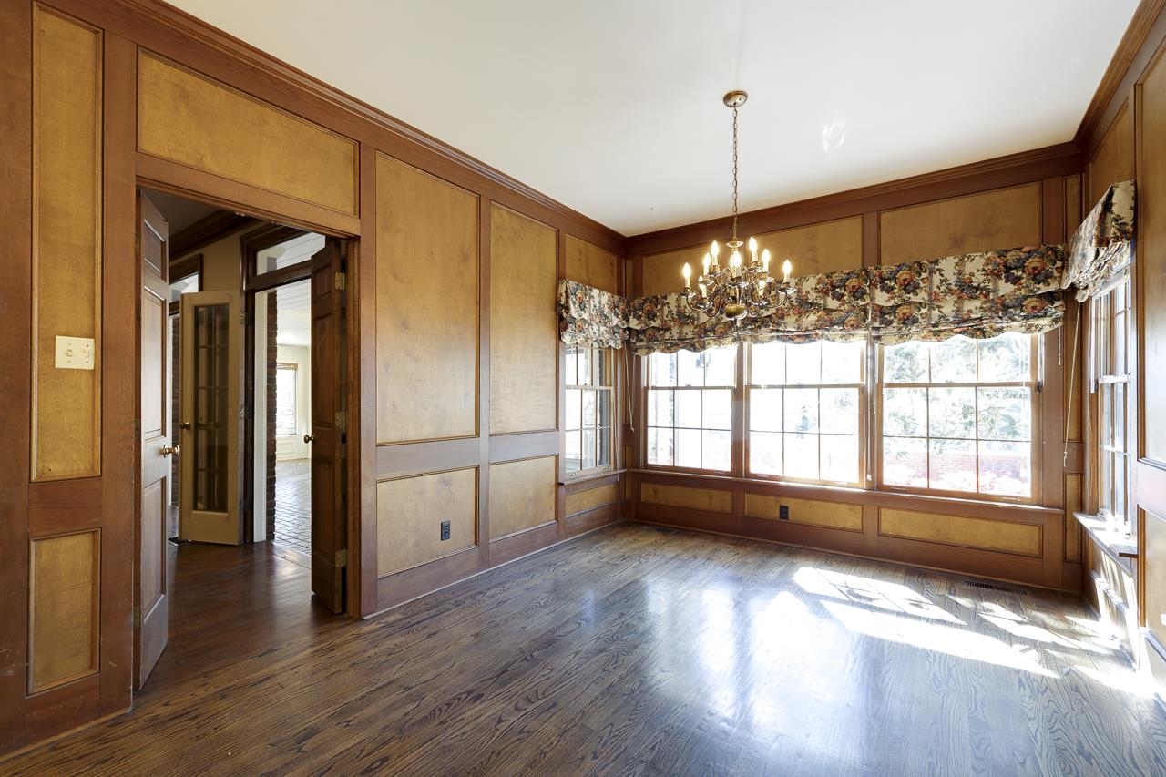 9 WALNUT GROVE CT