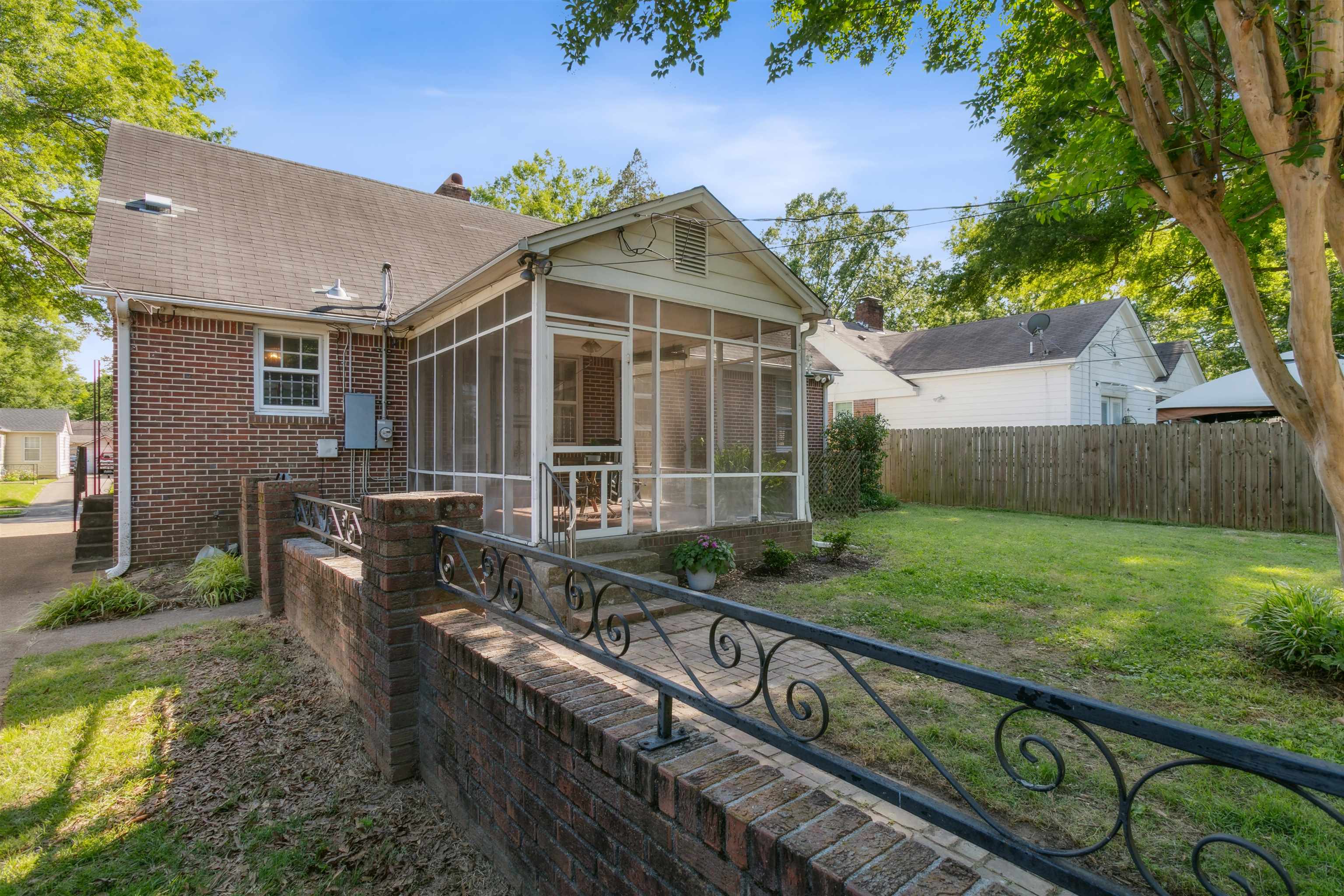 3532 PHILWOOD AVE