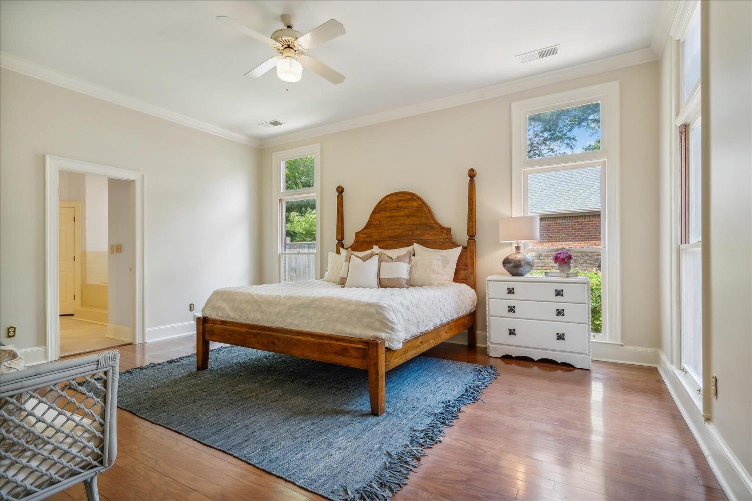 399 COLONIAL RD