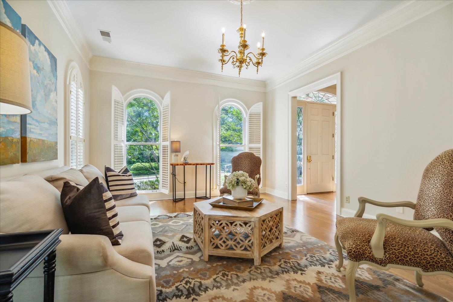 399 COLONIAL RD