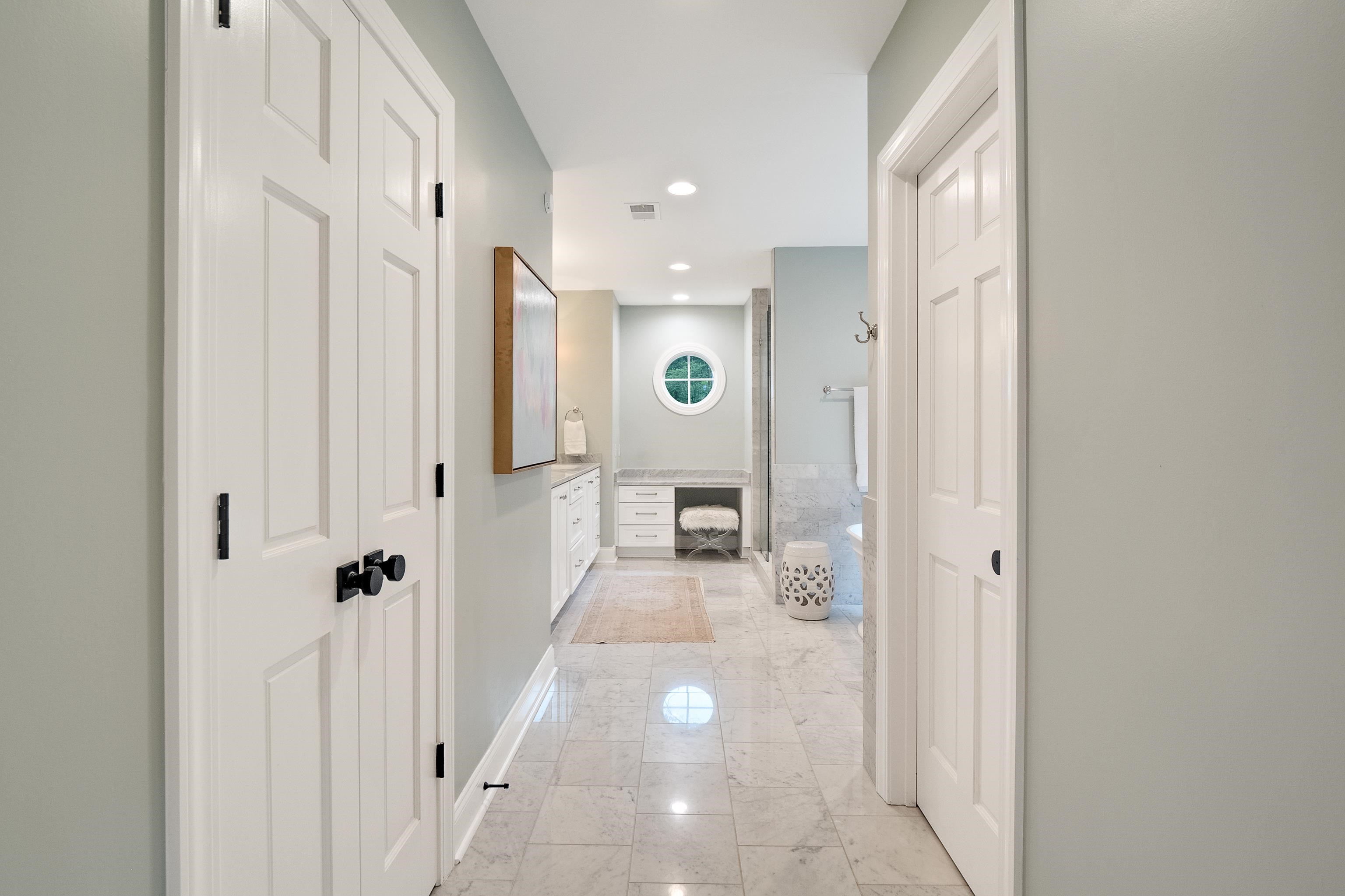 3707 WOODLAND DR