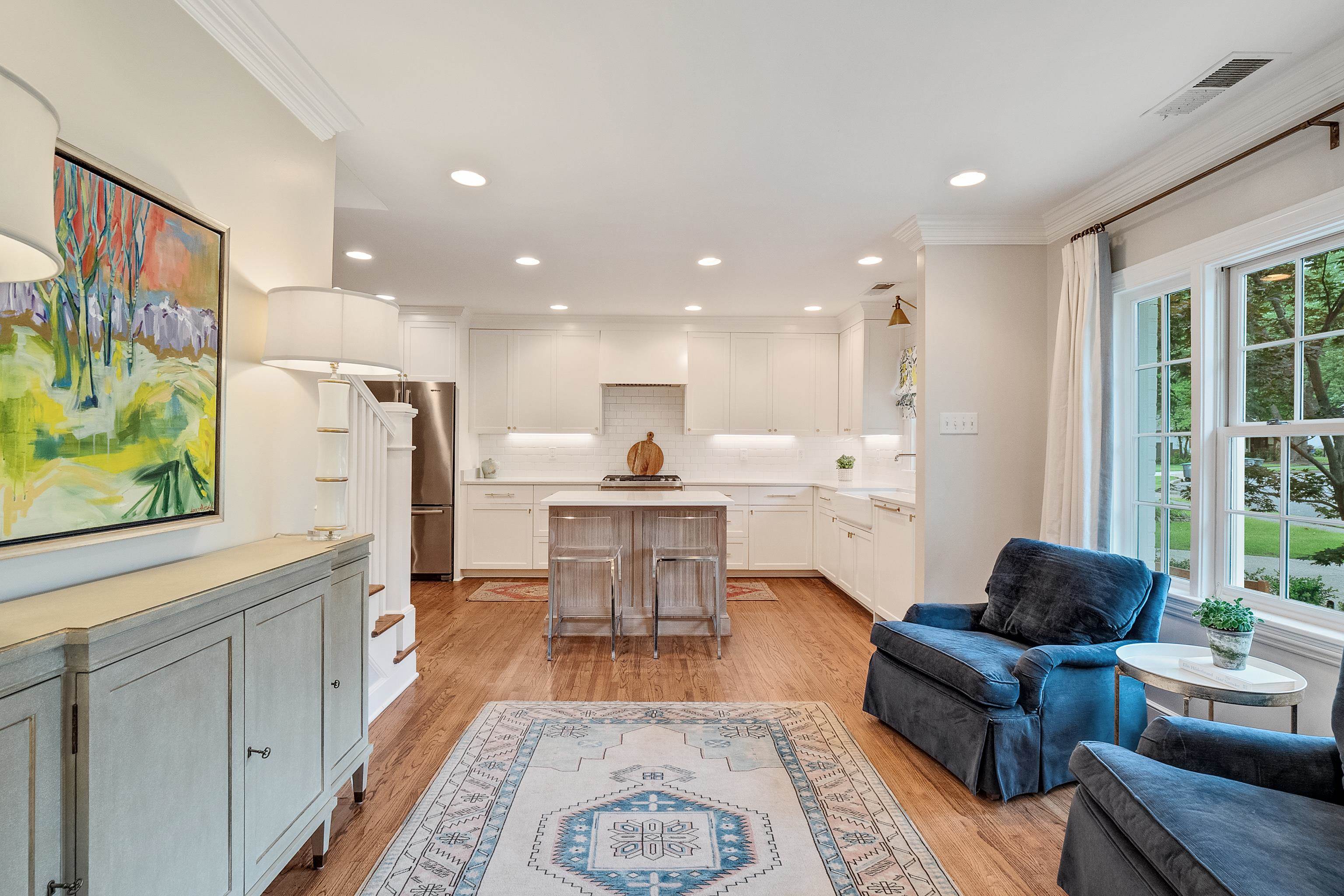 3707 WOODLAND DR