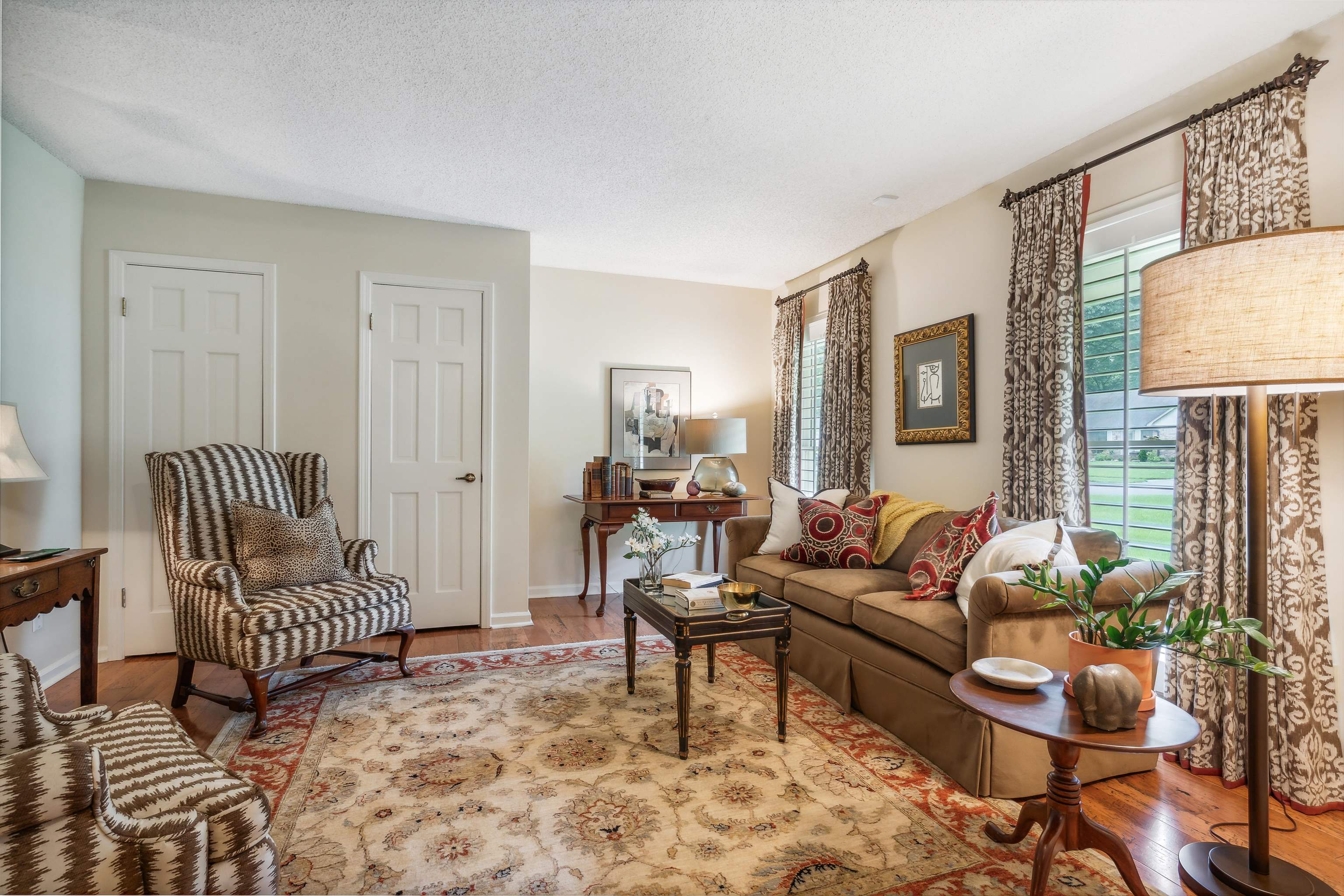 2446 REDBUD TRAIL DR