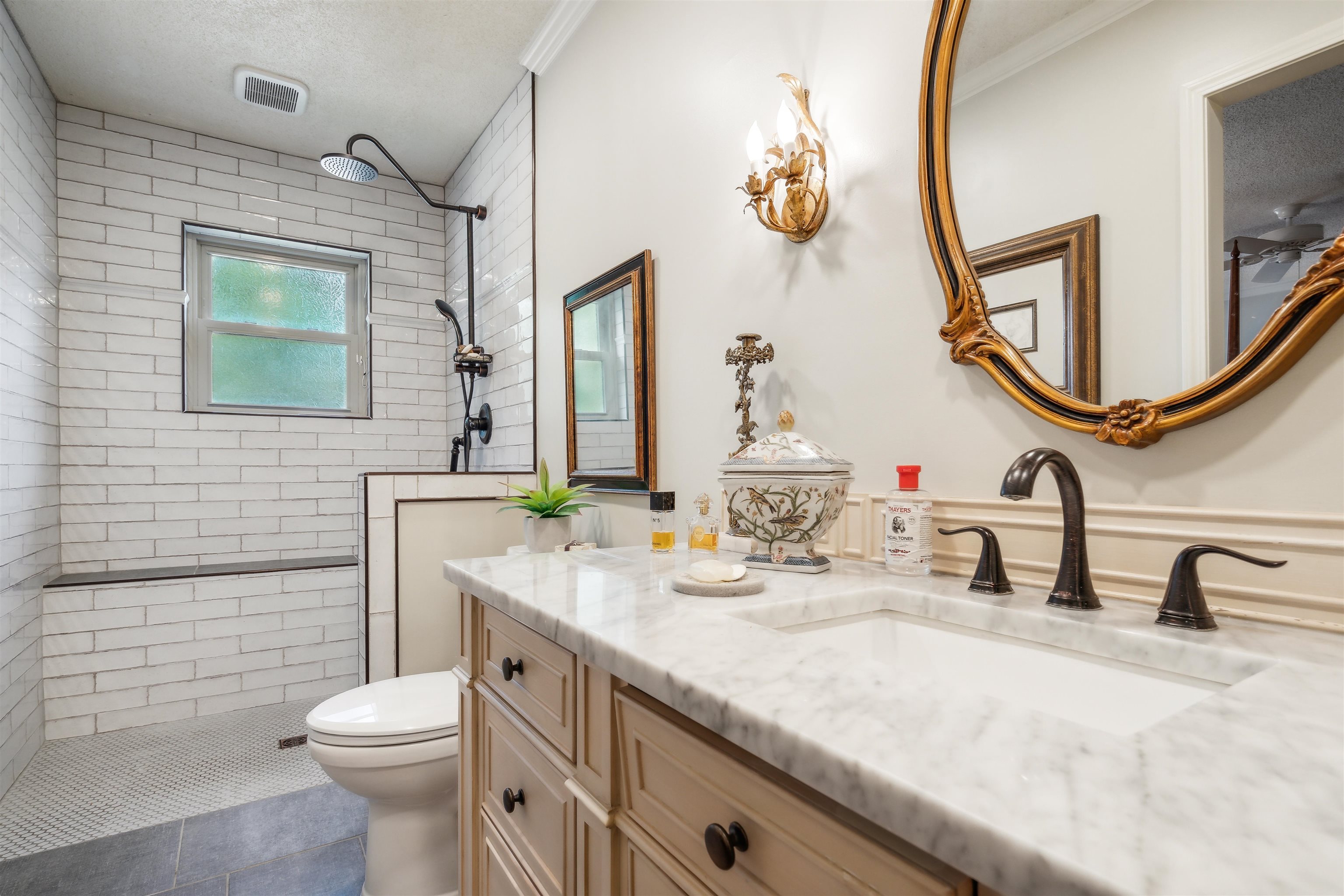 2446 REDBUD TRAIL DR