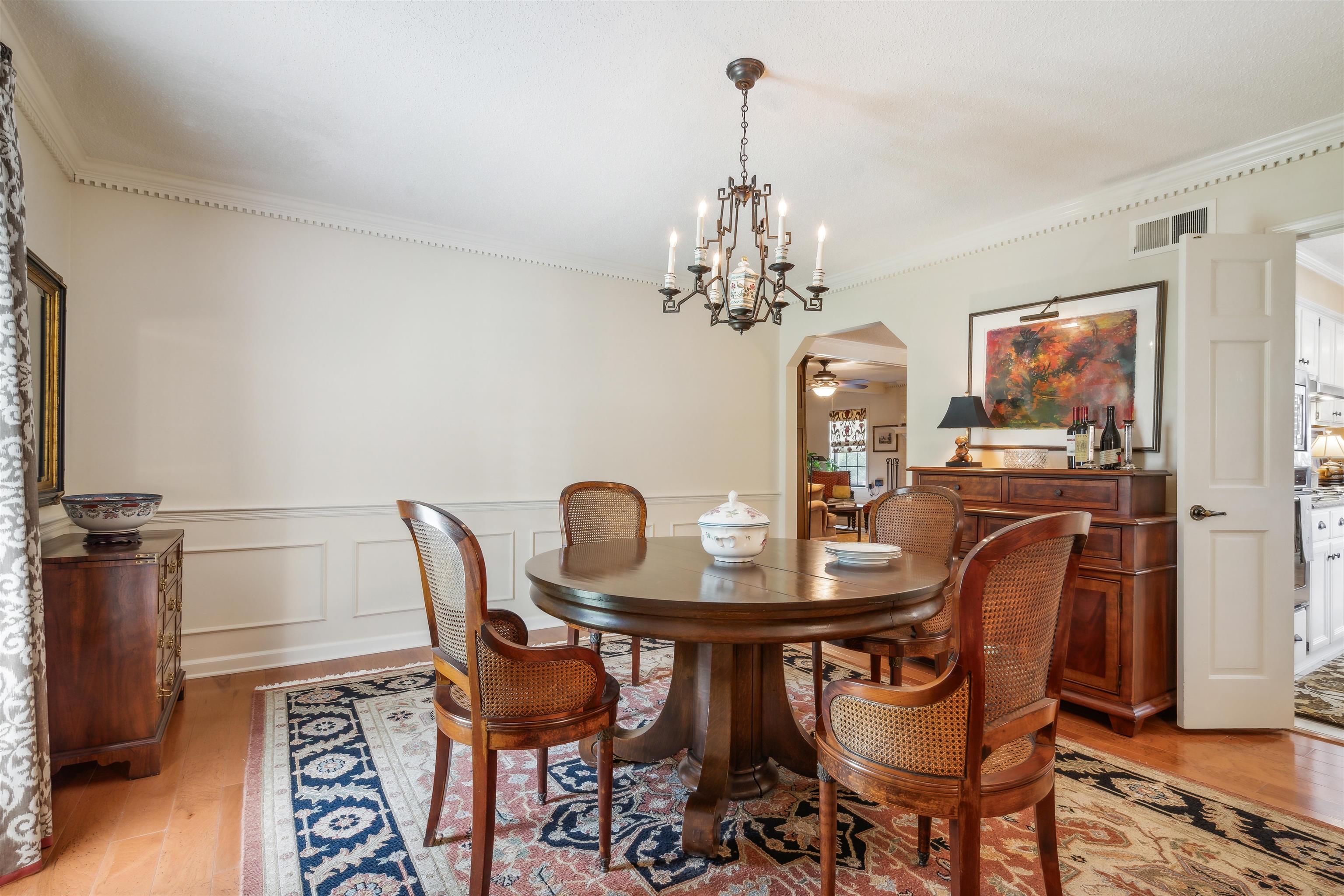 2446 REDBUD TRAIL DR