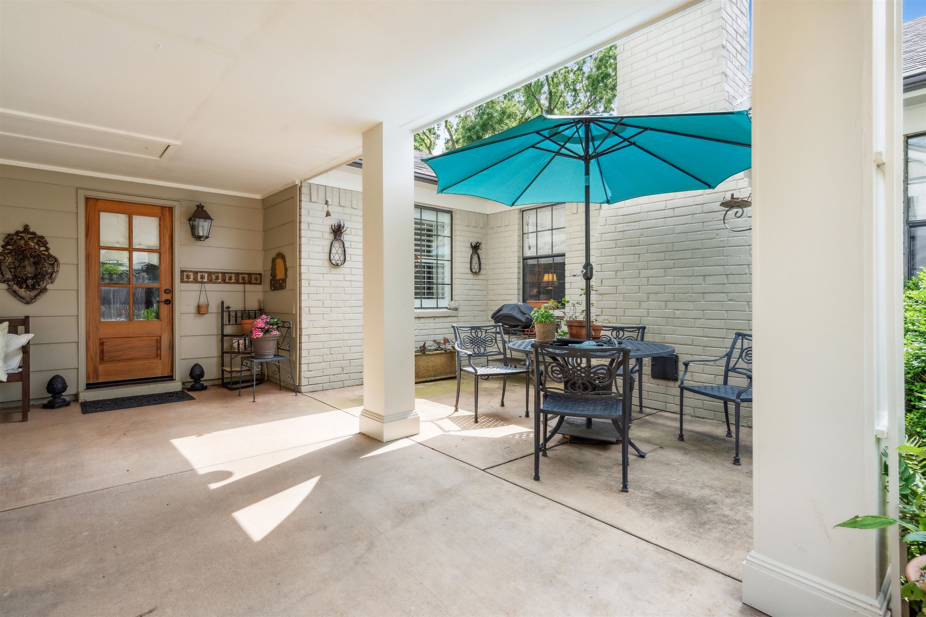 2446 REDBUD TRAIL DR