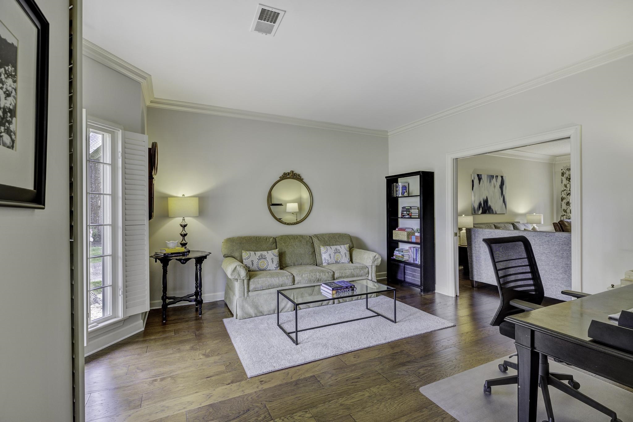 2104 NORTH BRIDGE DR