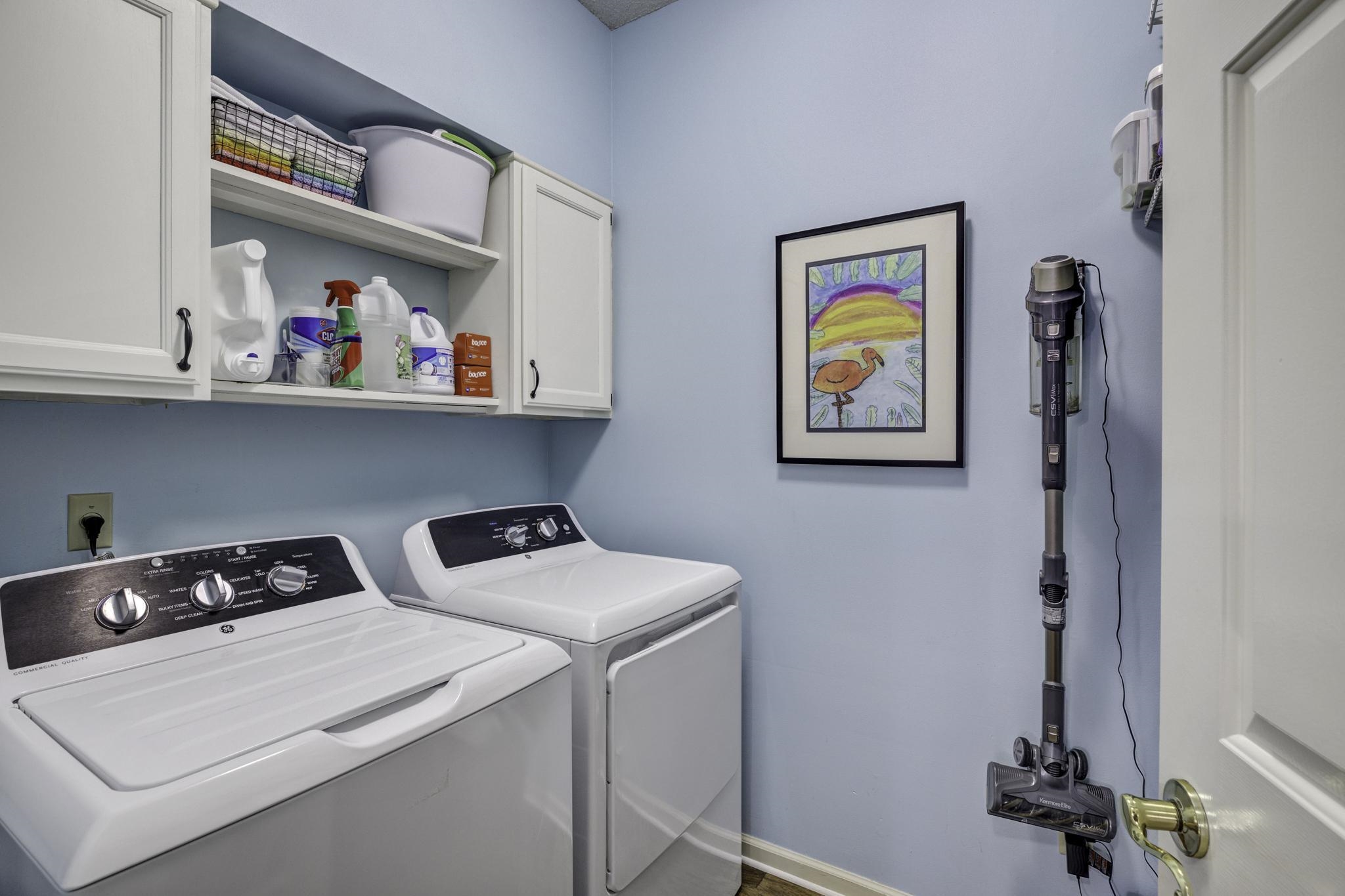 2104 NORTH BRIDGE DR