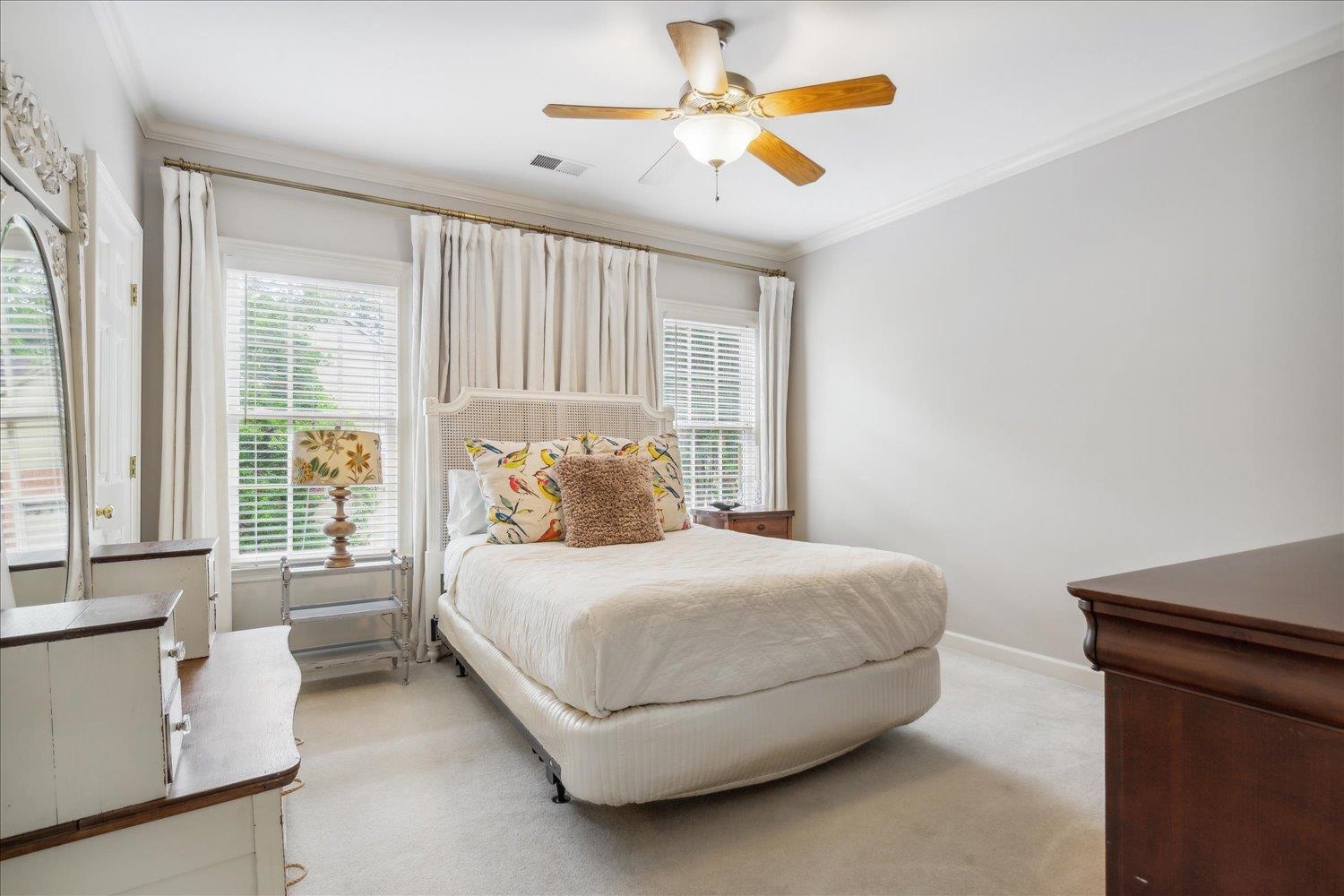 2888 GREEN PASTURES CV N