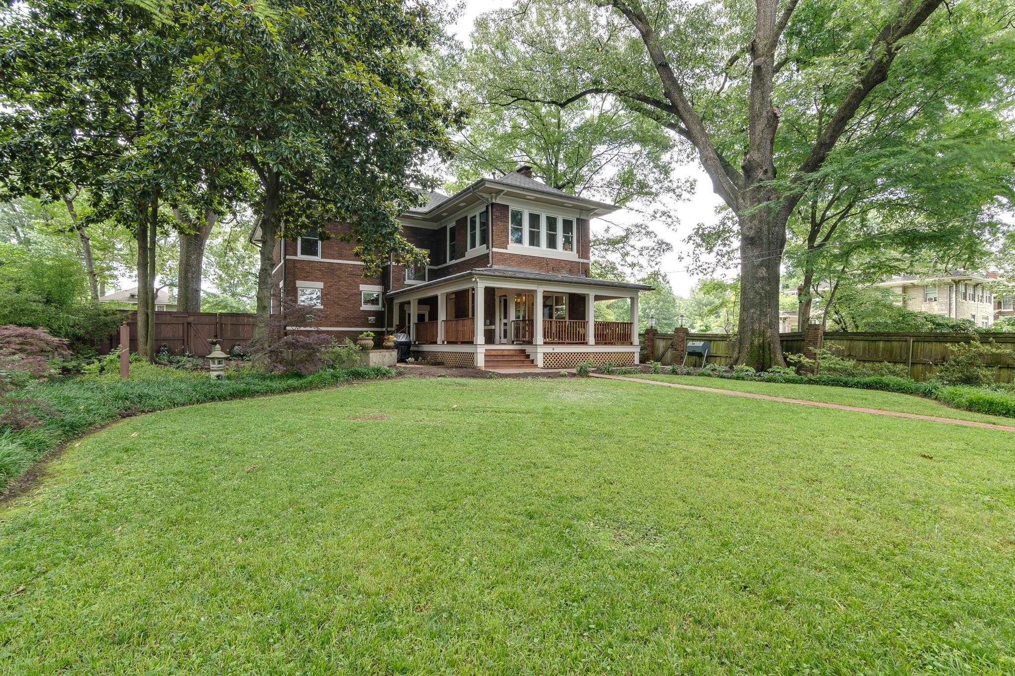 489 STONEWALL ST