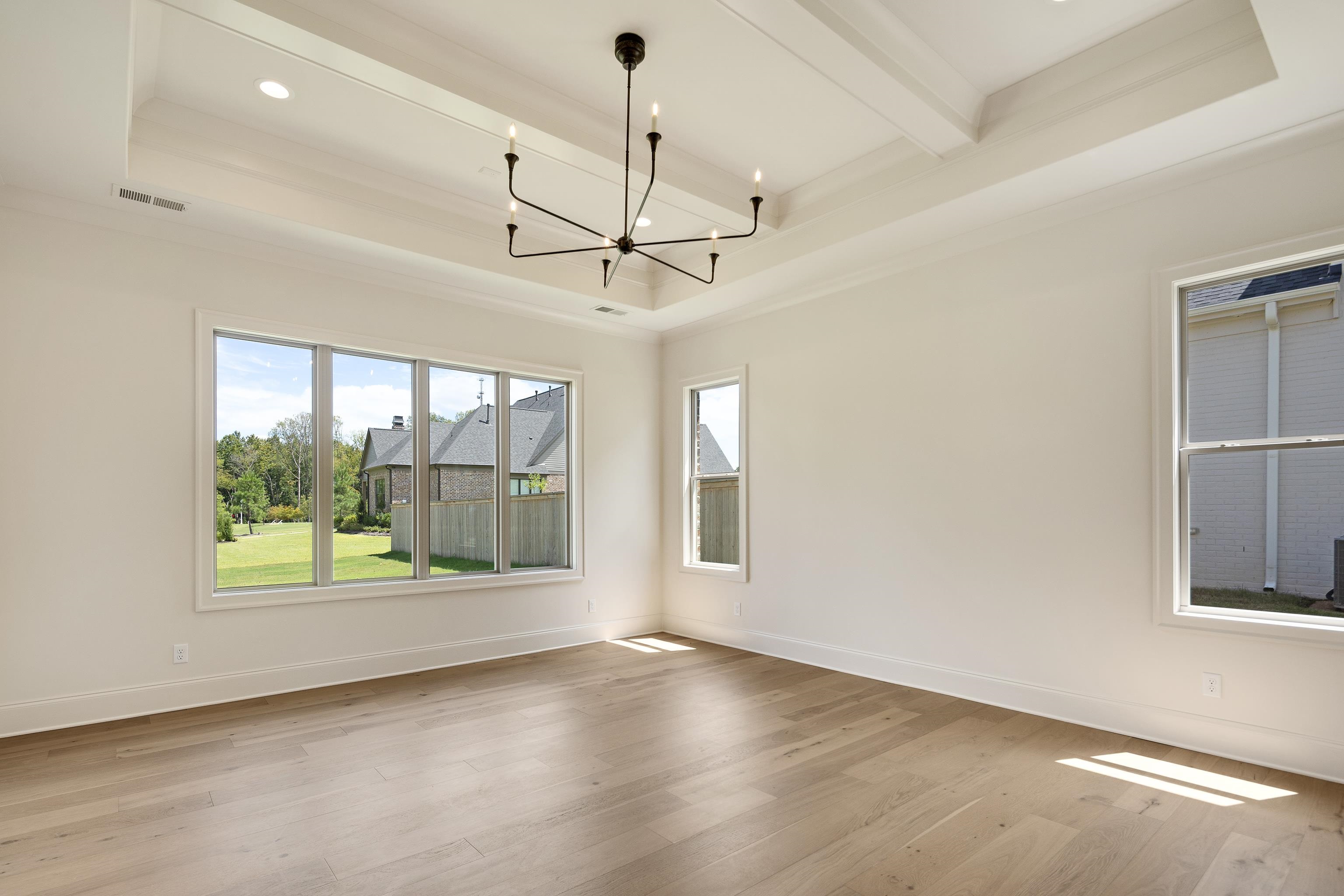 3650 SILVER LAUREL DR