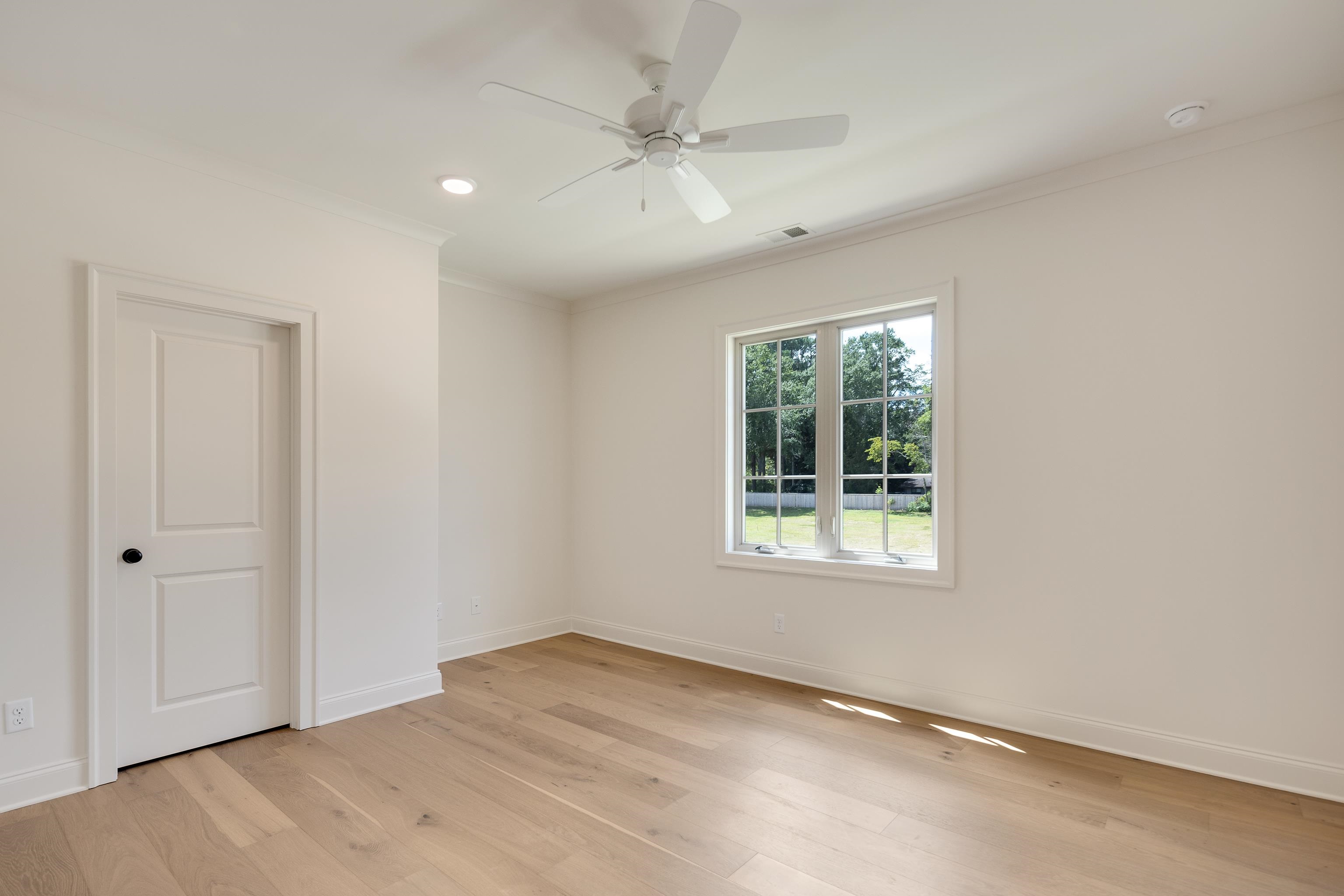 3650 SILVER LAUREL DR