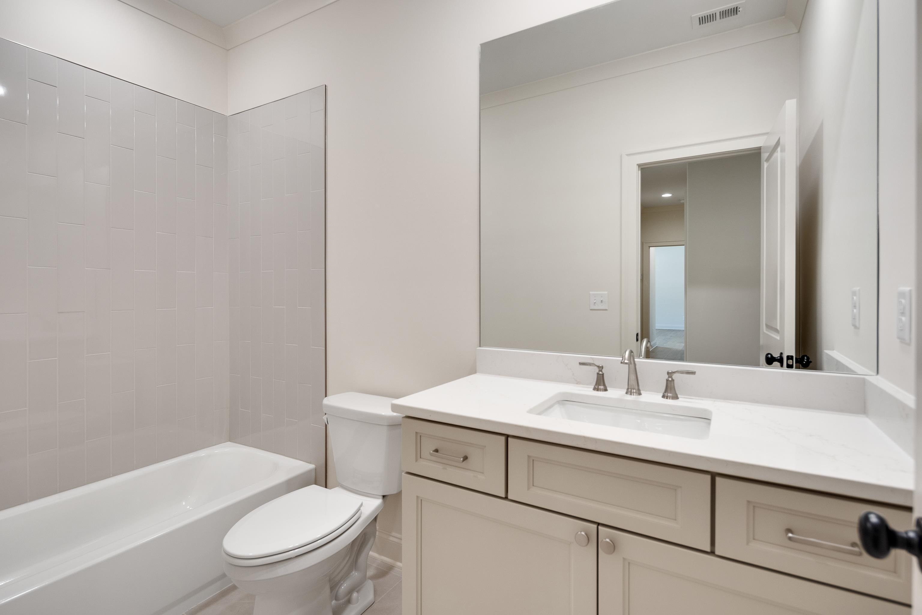 3650 SILVER LAUREL DR