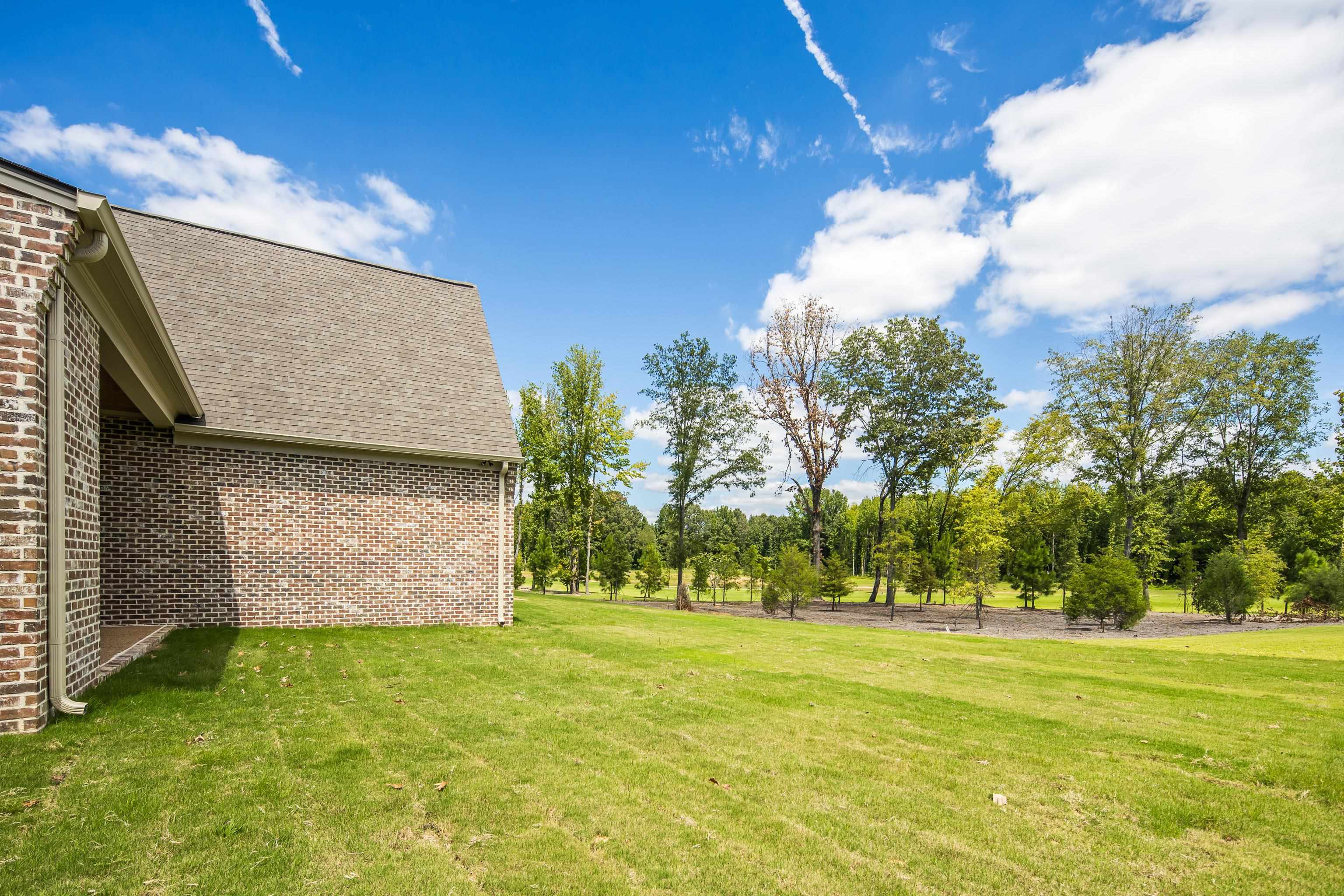 3650 SILVER LAUREL DR