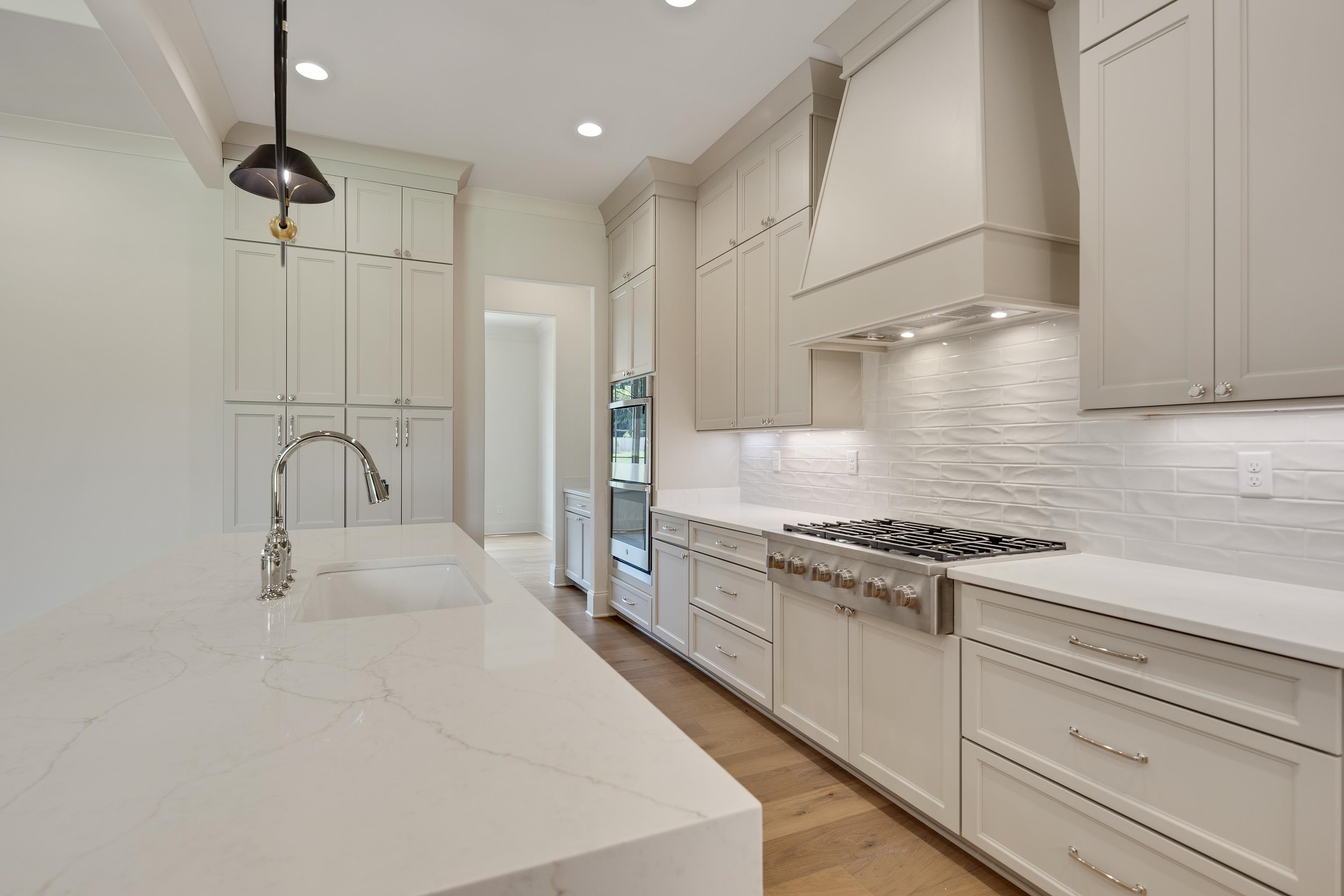 3650 SILVER LAUREL DR