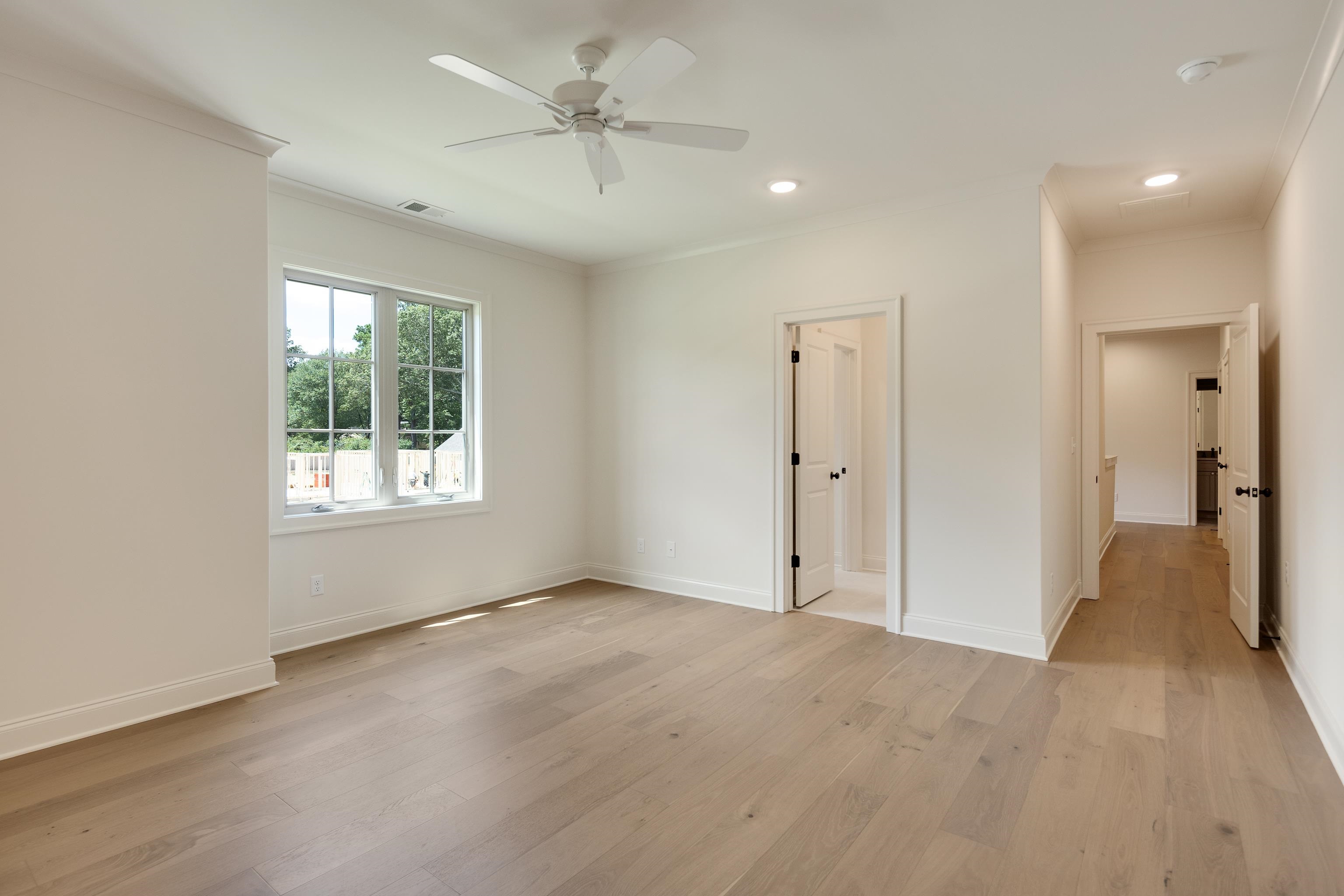 3650 SILVER LAUREL DR