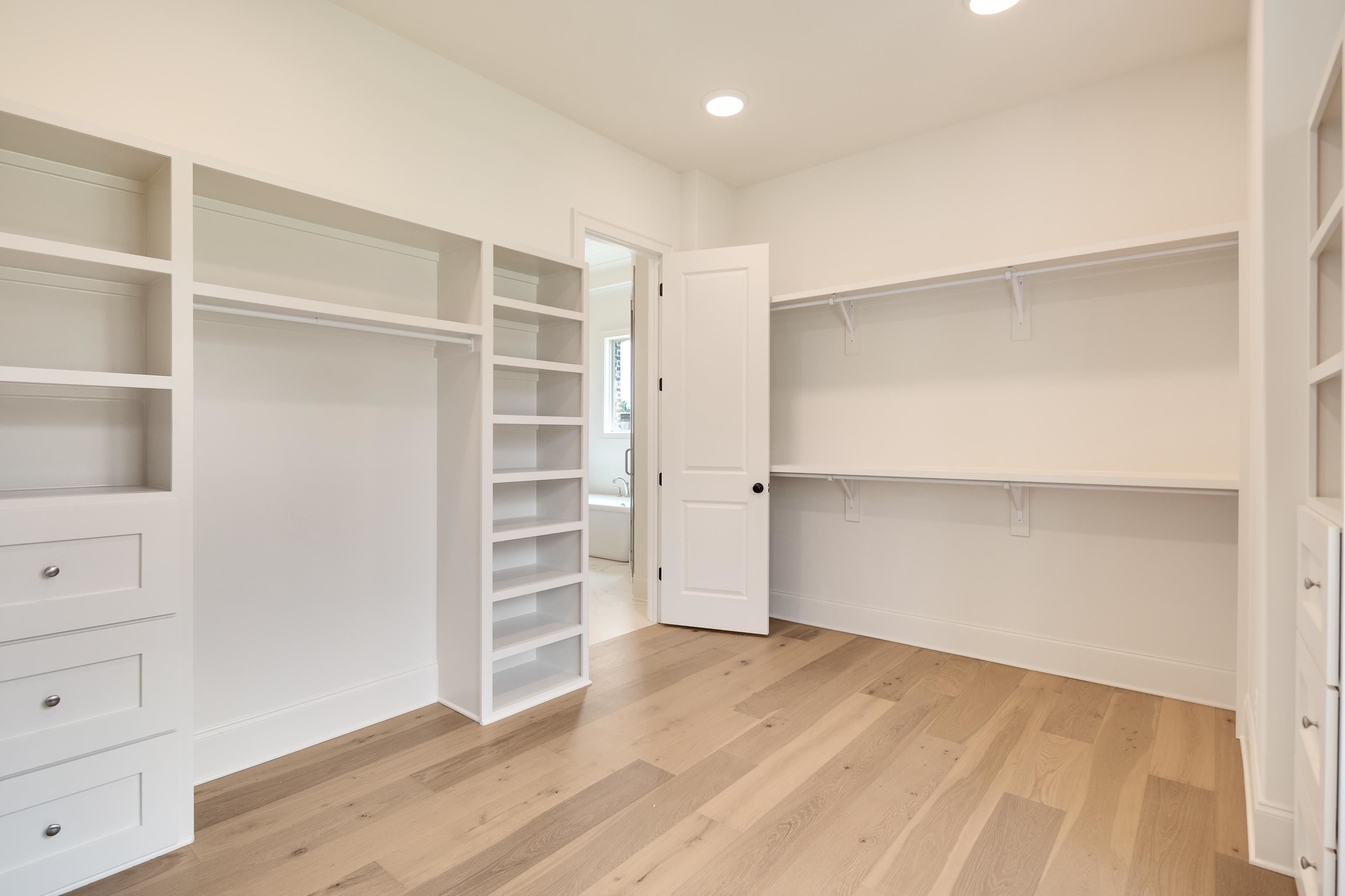 3650 SILVER LAUREL DR