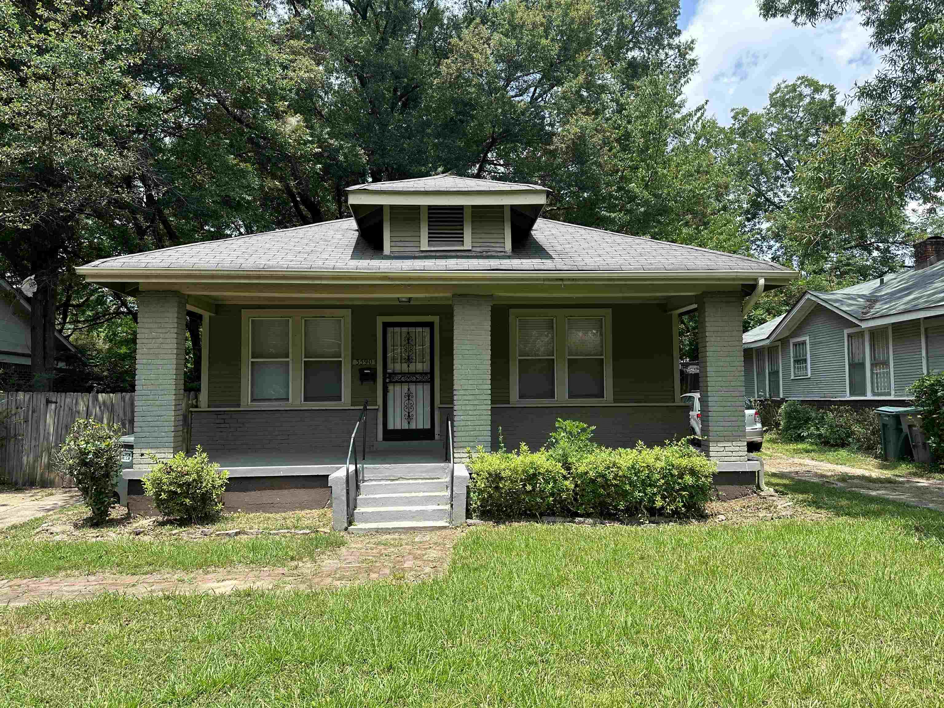 3590 DOUGLASS AVE