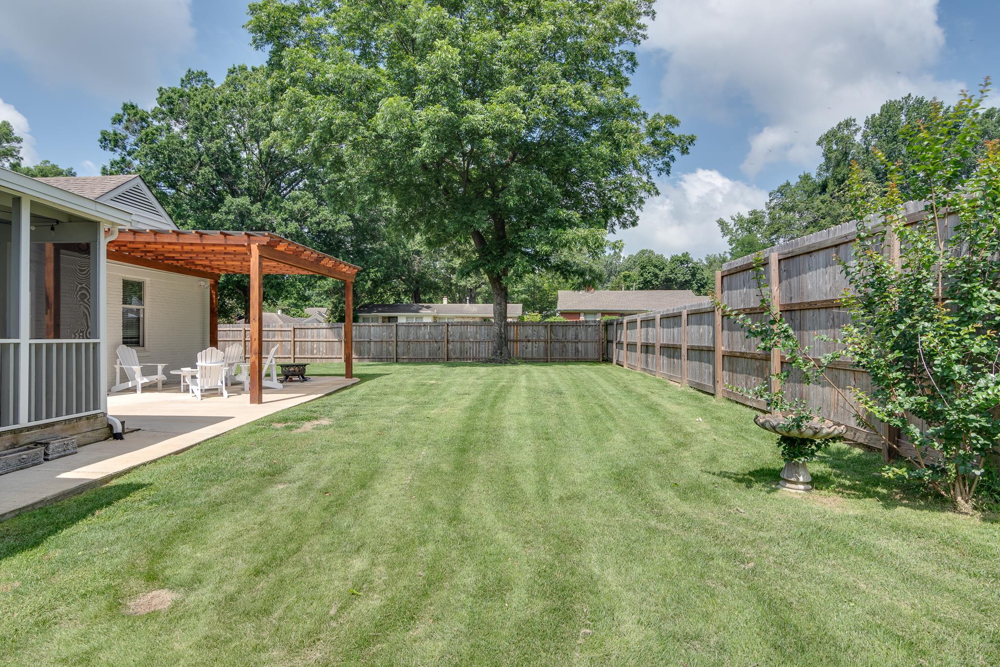4978 CHICKASAW AVE