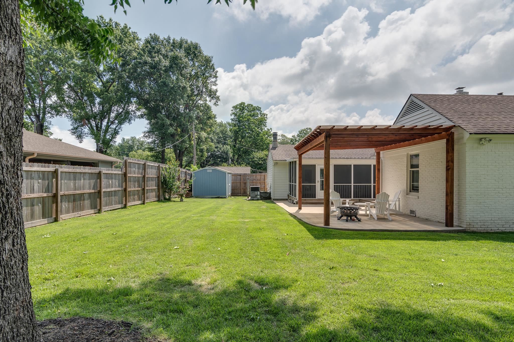 4978 CHICKASAW AVE