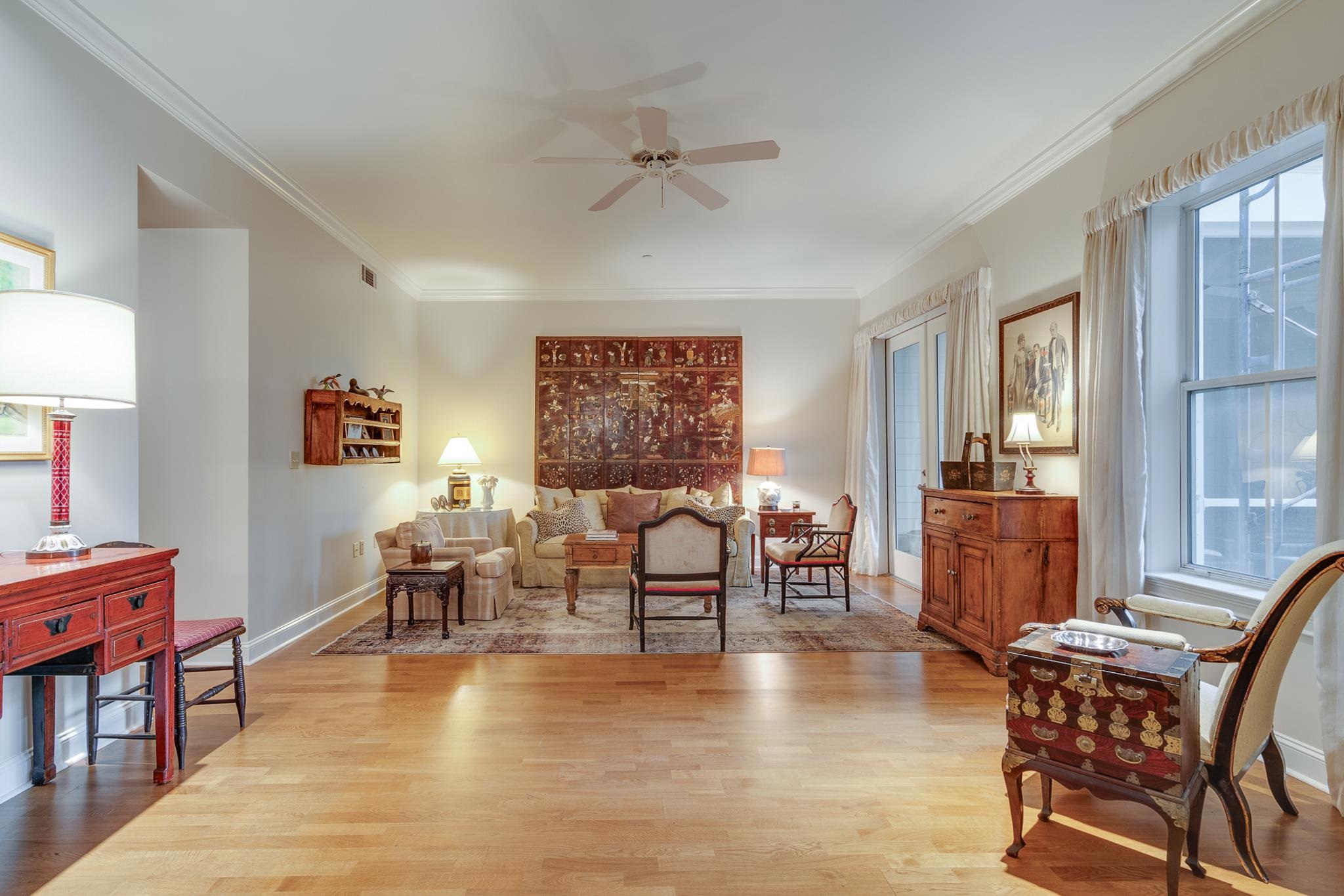 591 LEXINGTON CLUB CT Unit: 203