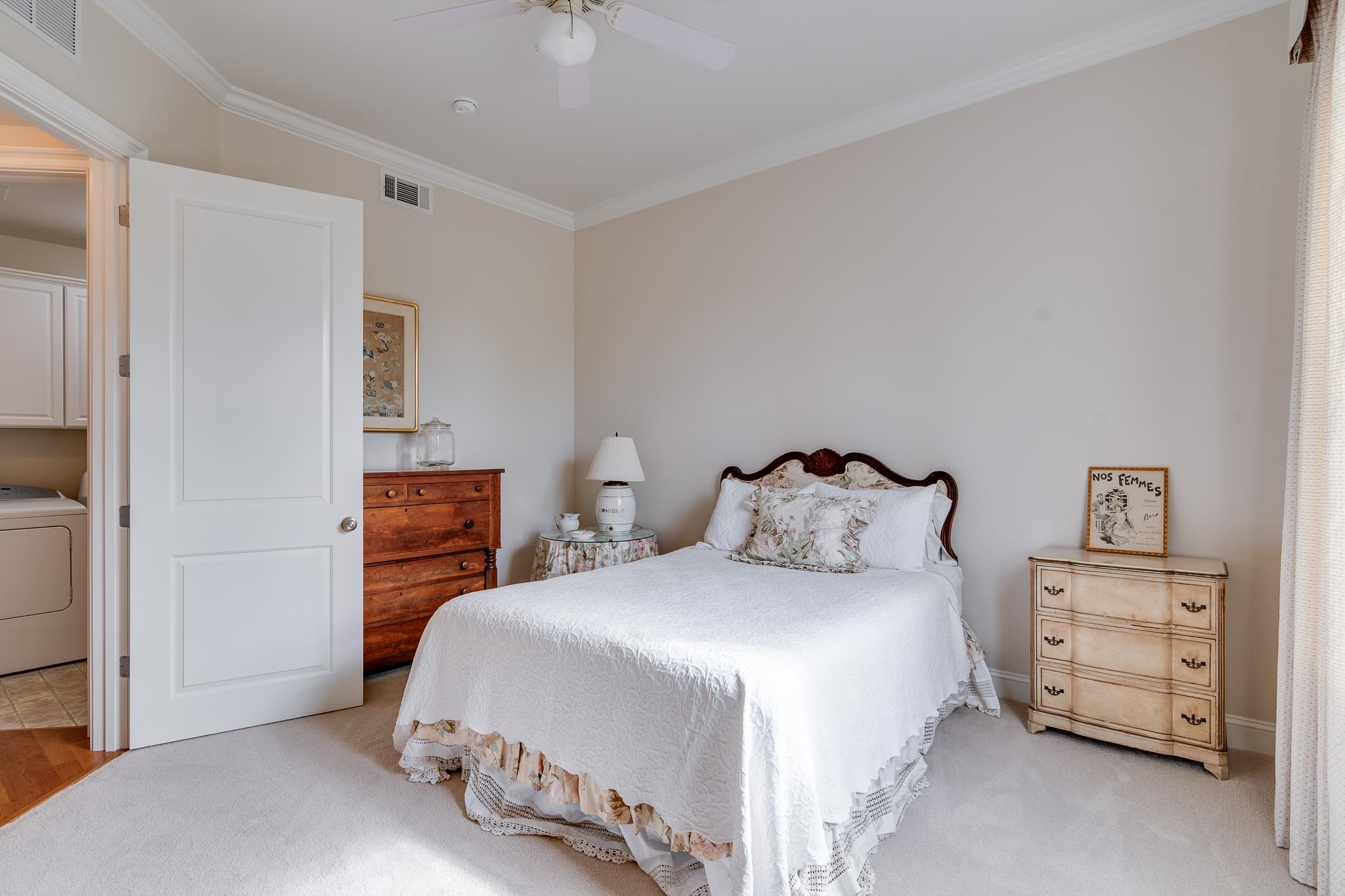 591 LEXINGTON CLUB CT Unit: 203